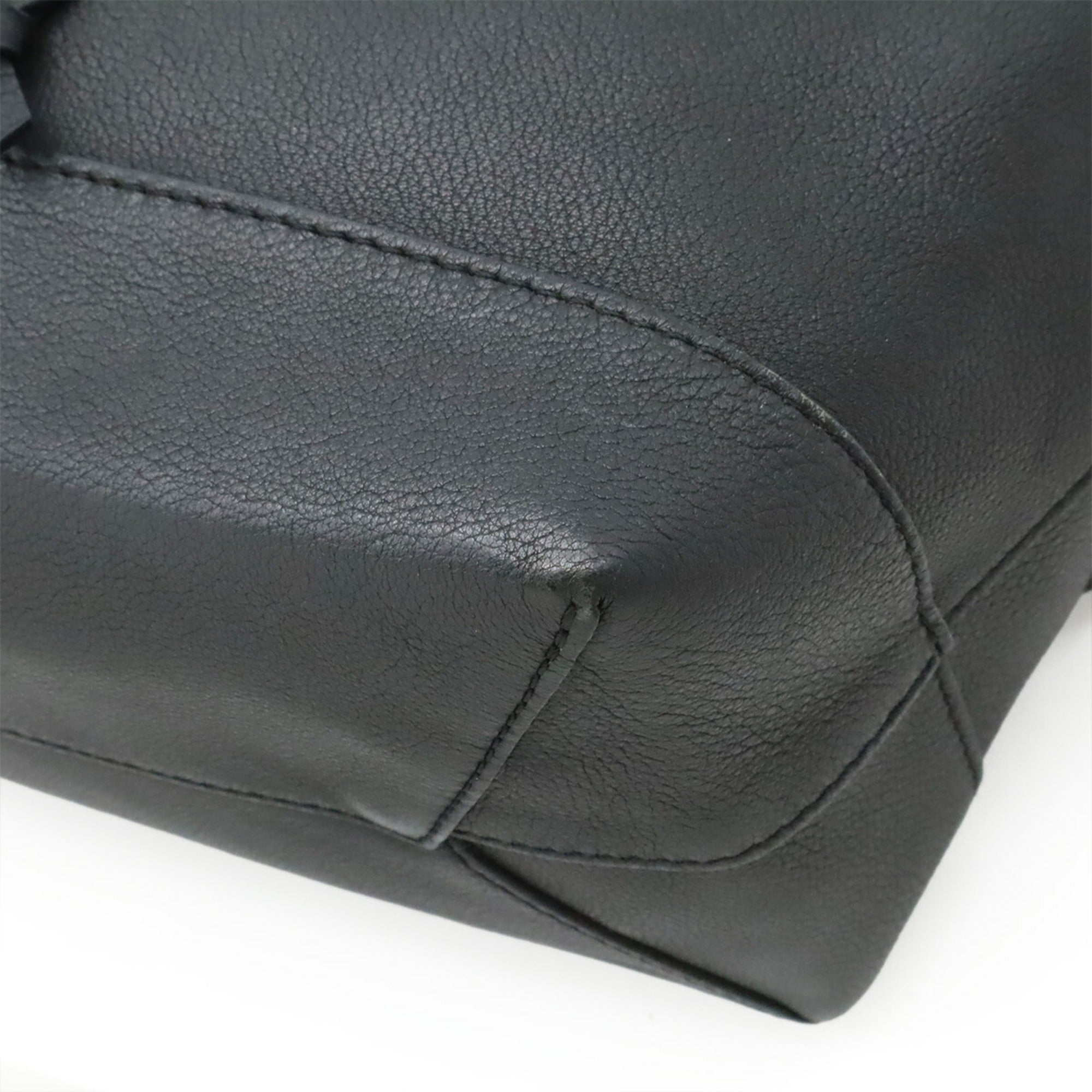 Louis Vuitton Noir Leather Backpack (Pre-Owned)