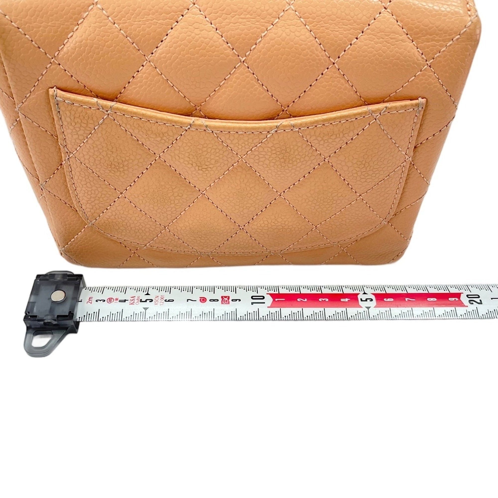 Chanel Orange Shoulder Bag (Pre-Owned)