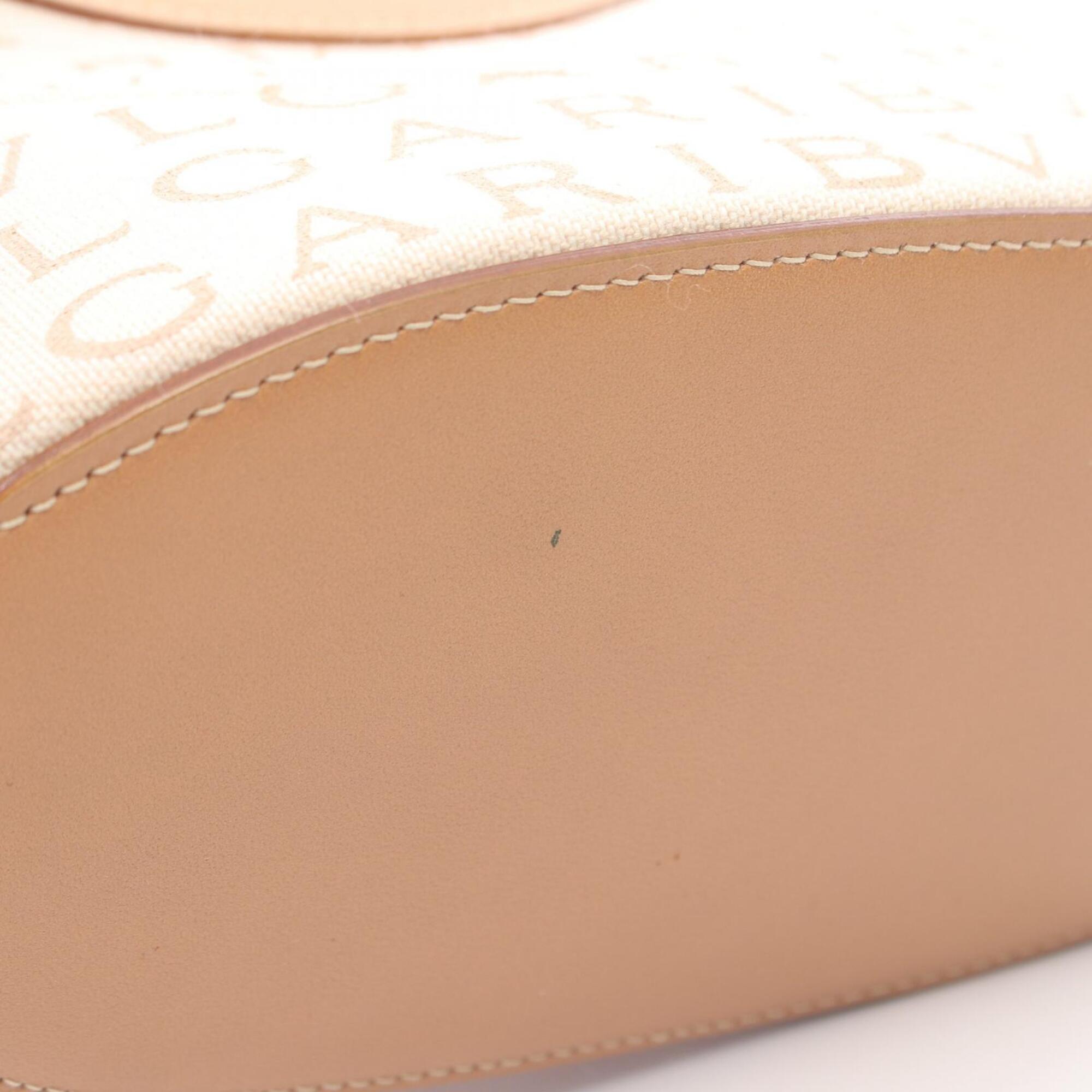 Bvlgari Beige Ivory Leather Handbag (Pre-Owned)