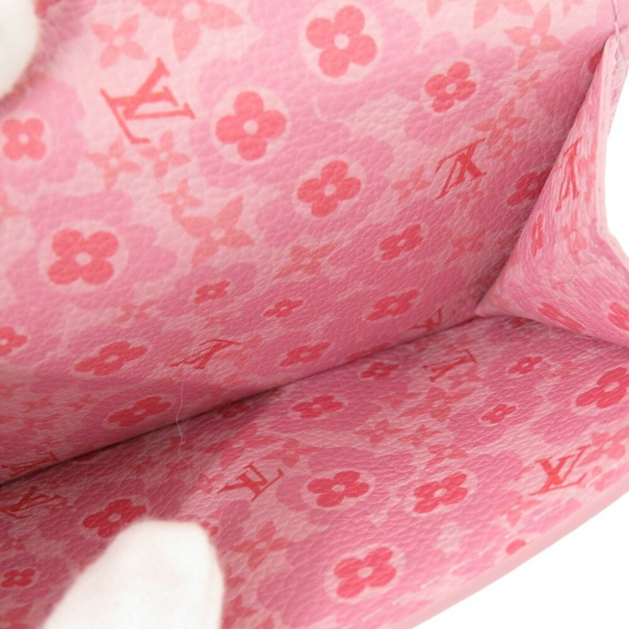 Louis Vuitton Pink Leather Wallet (Tri-Fold) (Pre-Owned)