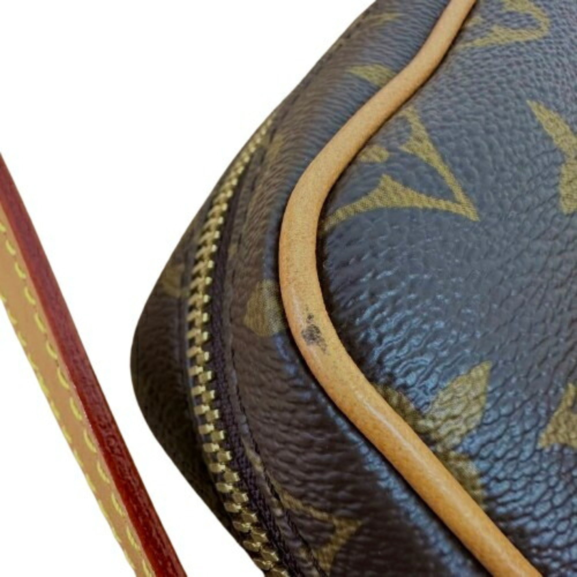 Louis Vuitton Monogram Brown Leather Shoulder Bag (Pre-Owned)