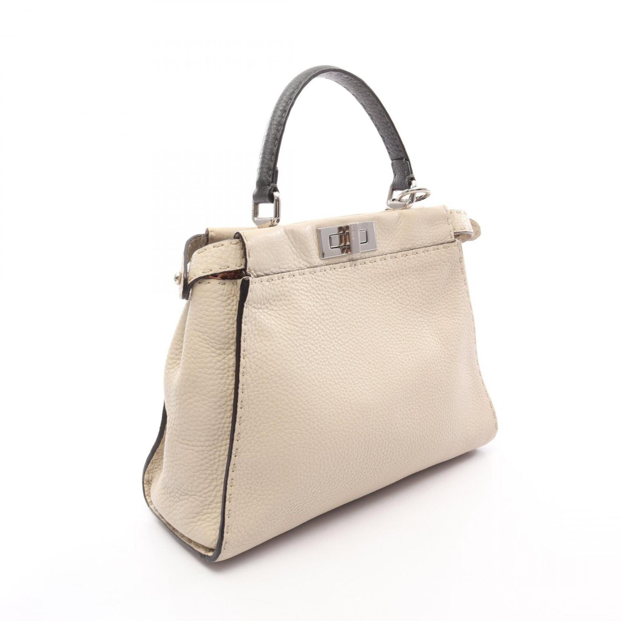 Fendi Gray Ivory Leather Handbag (Pre-Owned)