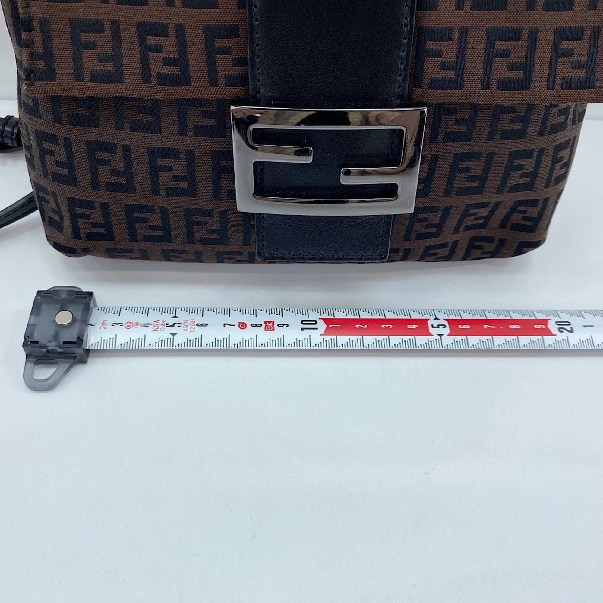 Fendi Zucchino Brown Zucchino Shoulder Bag (Pre-Owned)