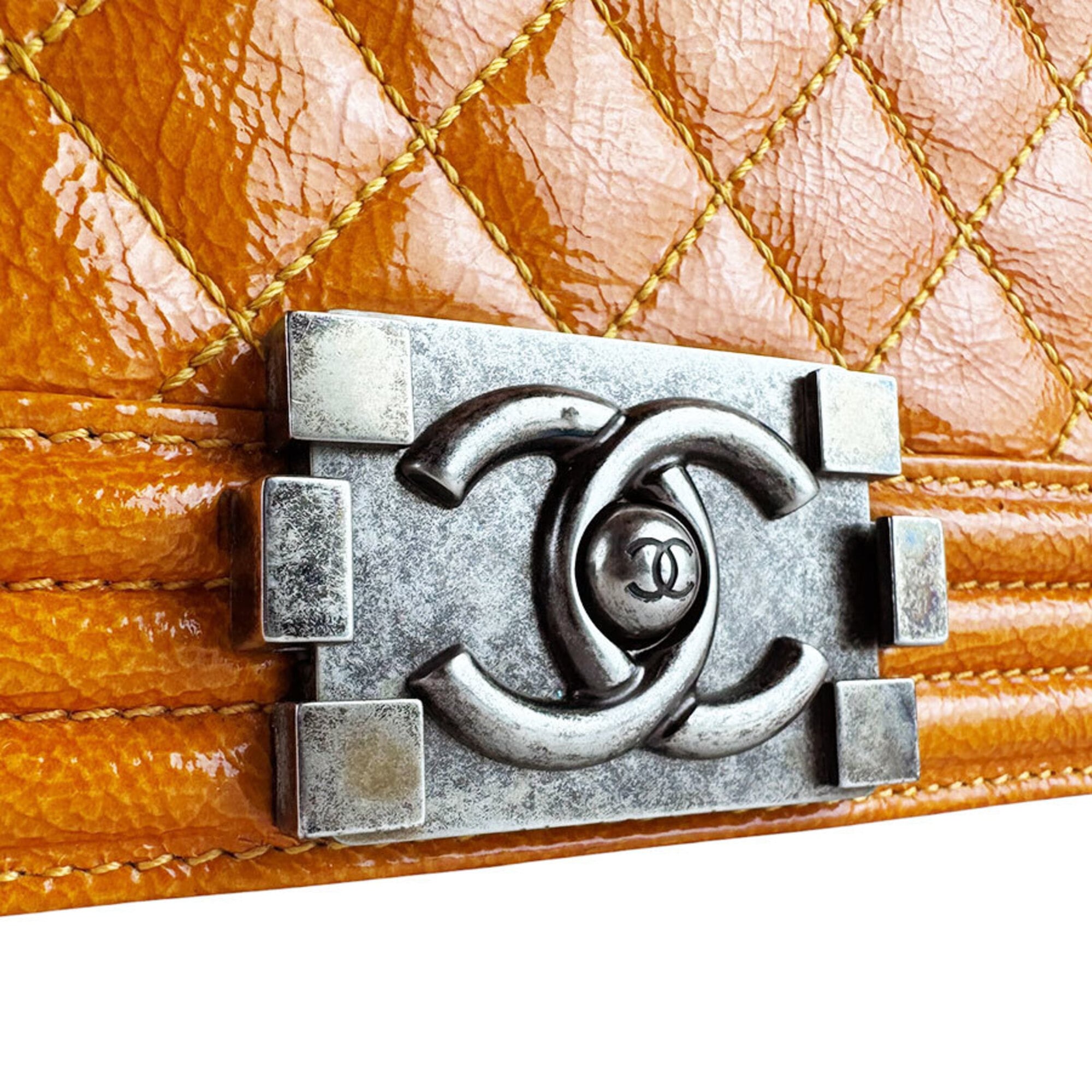 Chanel Orange Leather Shoulder Bag (Pre-Owned)
