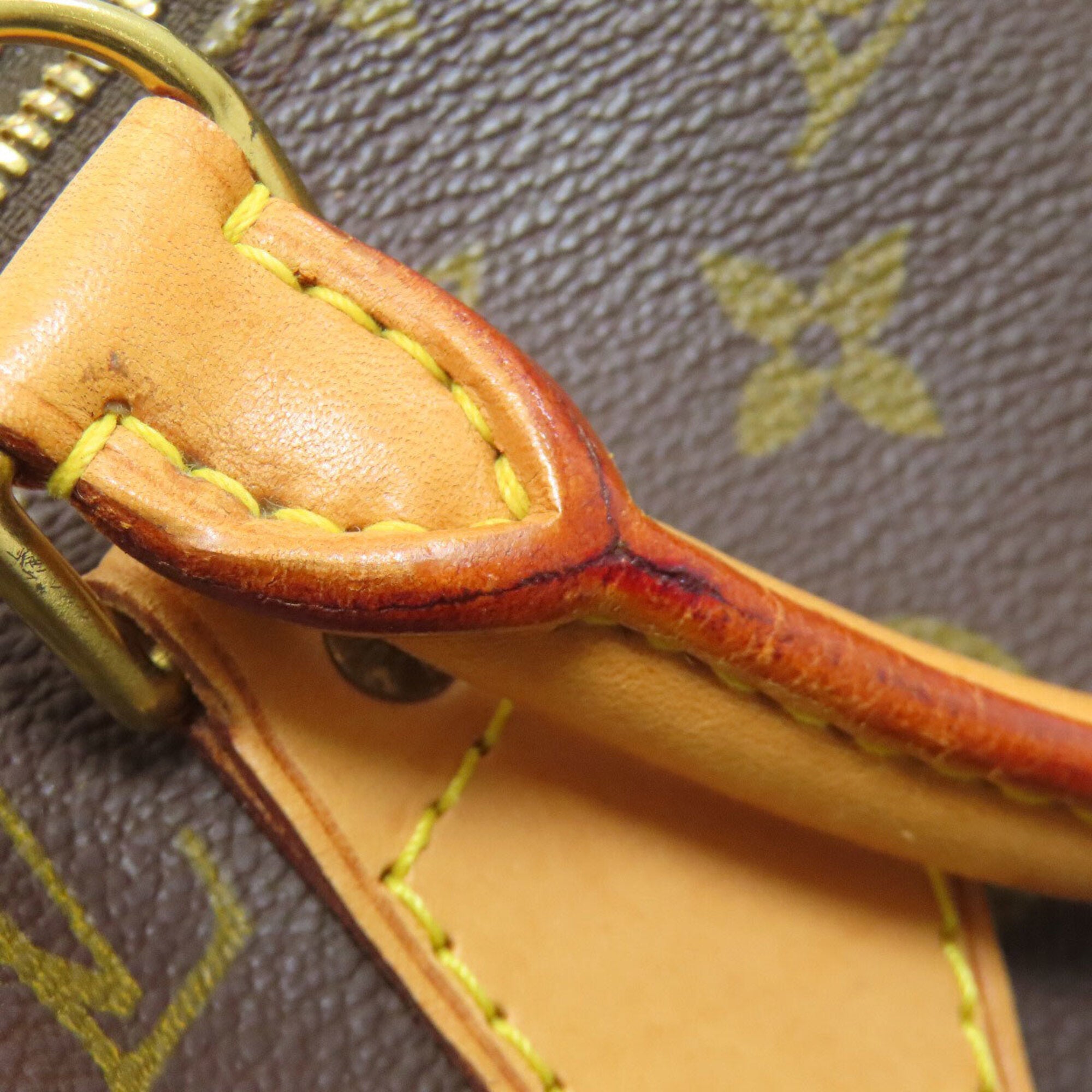 Louis Vuitton Monogram Monogram Monogram Canvas Handbag (Pre-Owned)