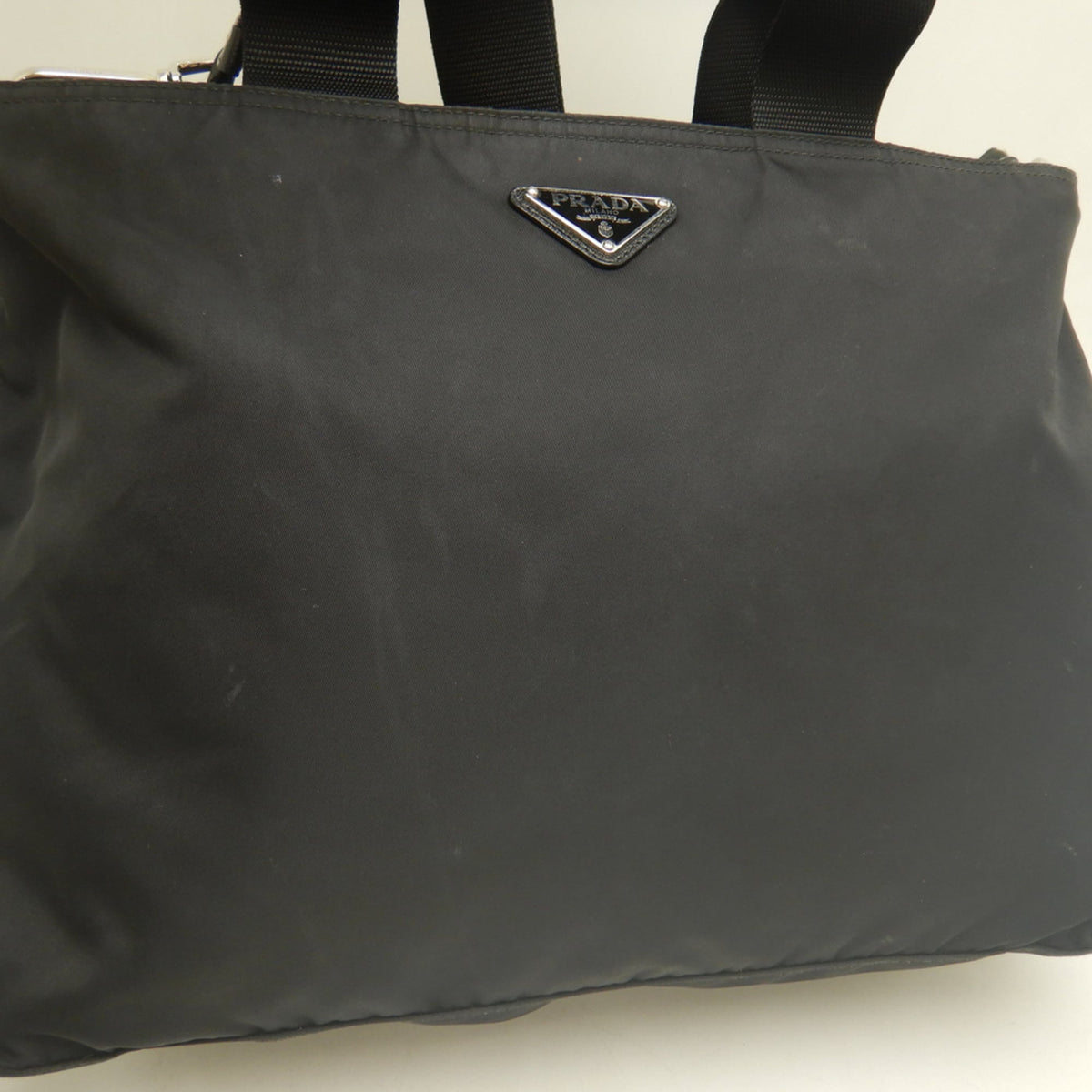 Prada Nero Nylon Tote Bag (Pre-Owned)