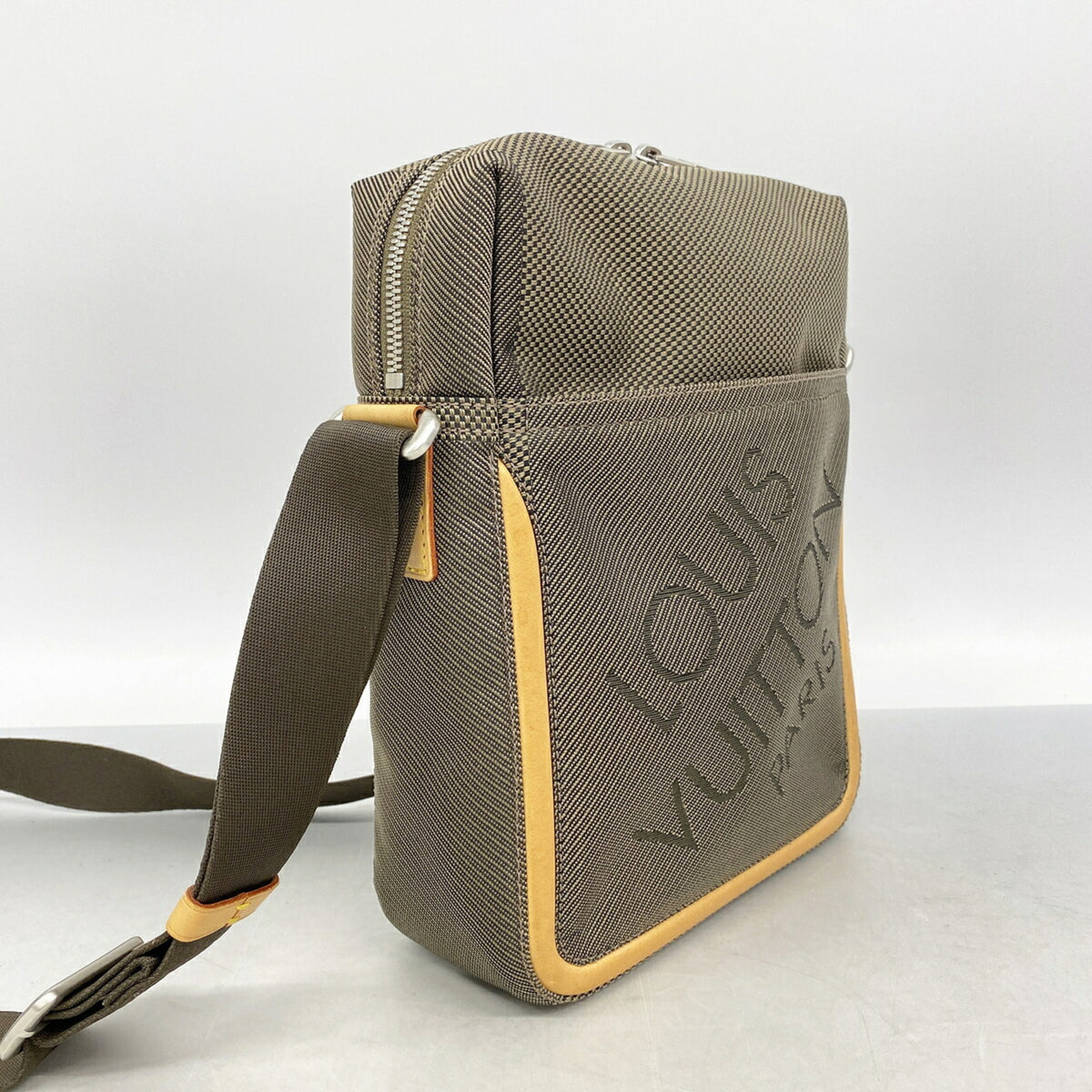 Louis Vuitton Earth Shoulder Bag (Pre-Owned)