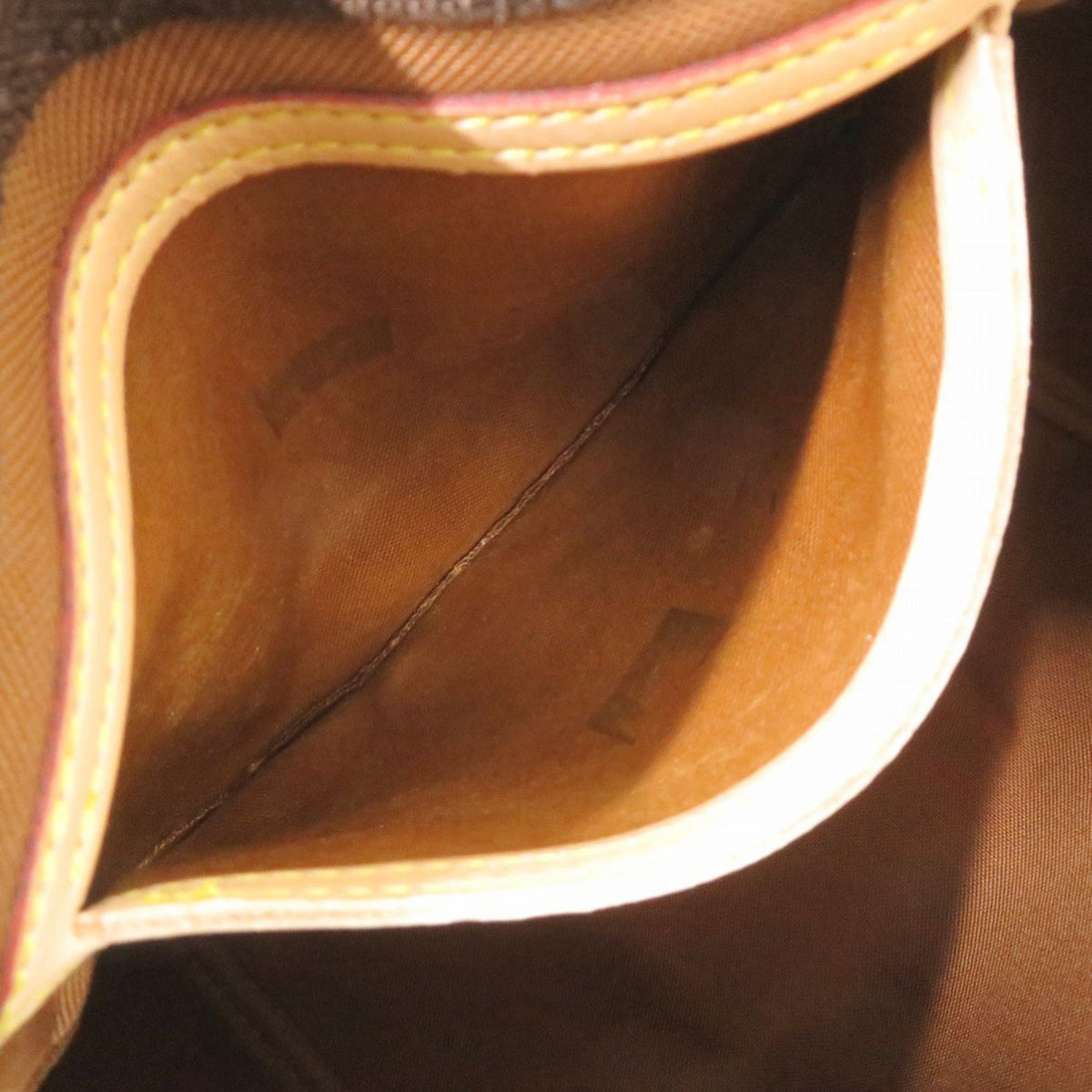 Louis Vuitton Brown Monogram Monogram Handbag (Pre-Owned)