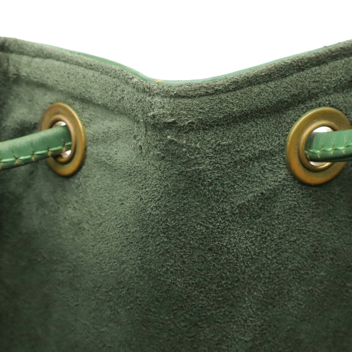 Louis Vuitton Epi Borneo Green Epi Leather Shoulder Bag (Pre-Owned)