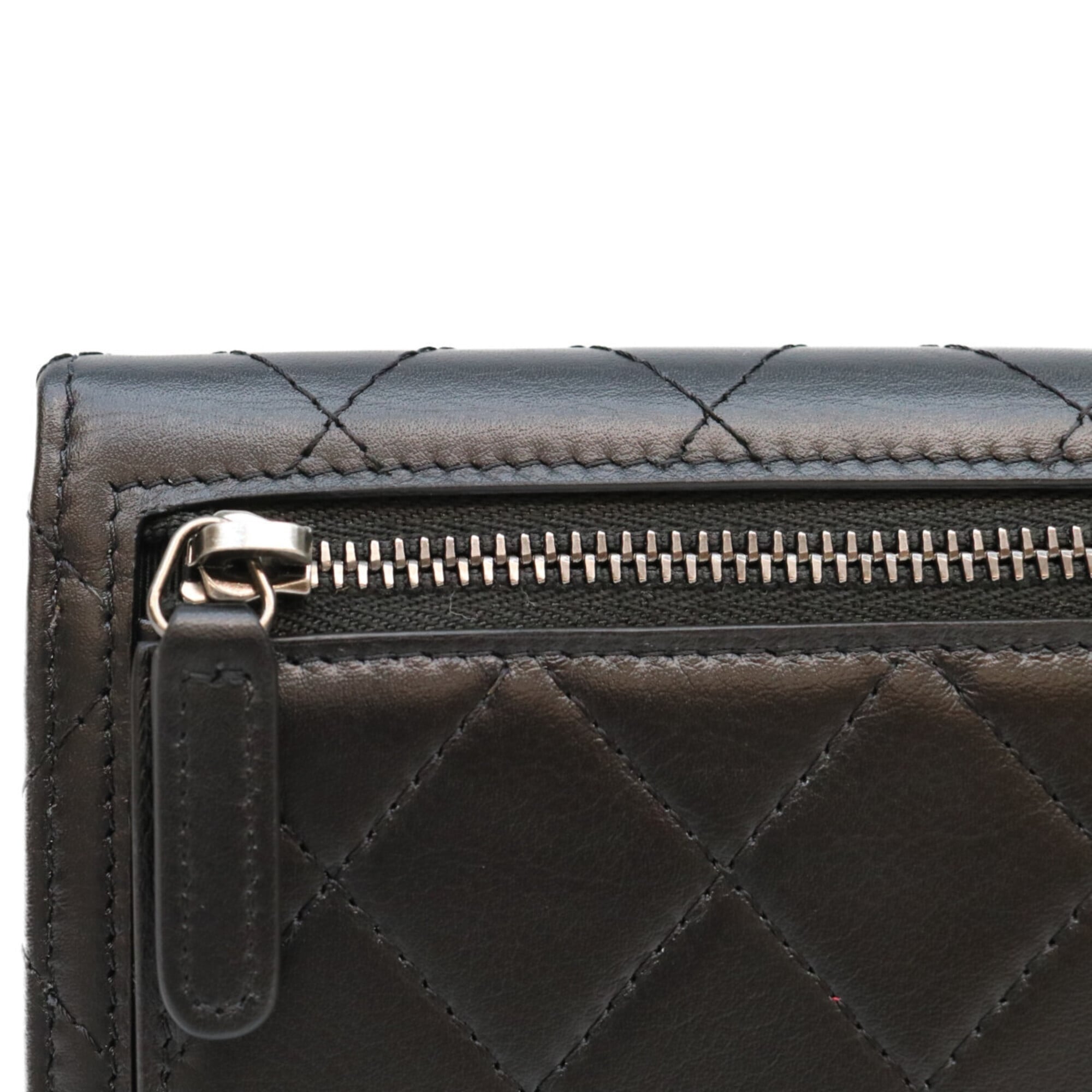 Chanel Black Leather Wallet (Tri-Fold) (Pre-Owned)
