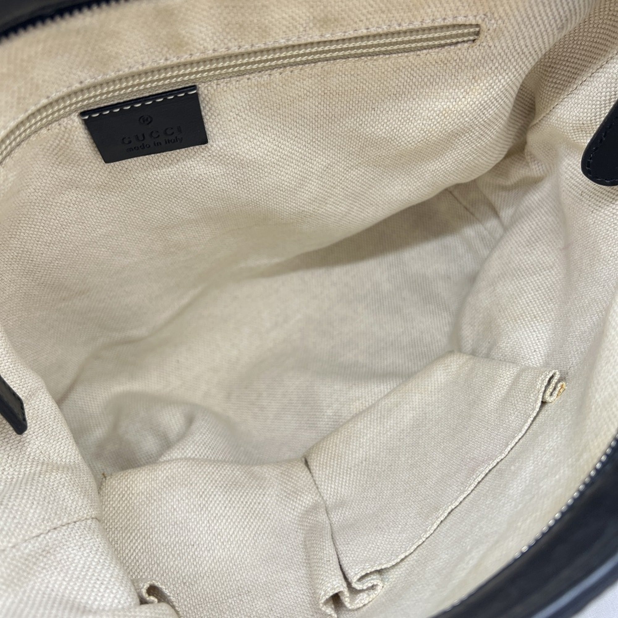 Gucci Black Gg Canvas Leather Shoulder Bag (Pre-Owned)