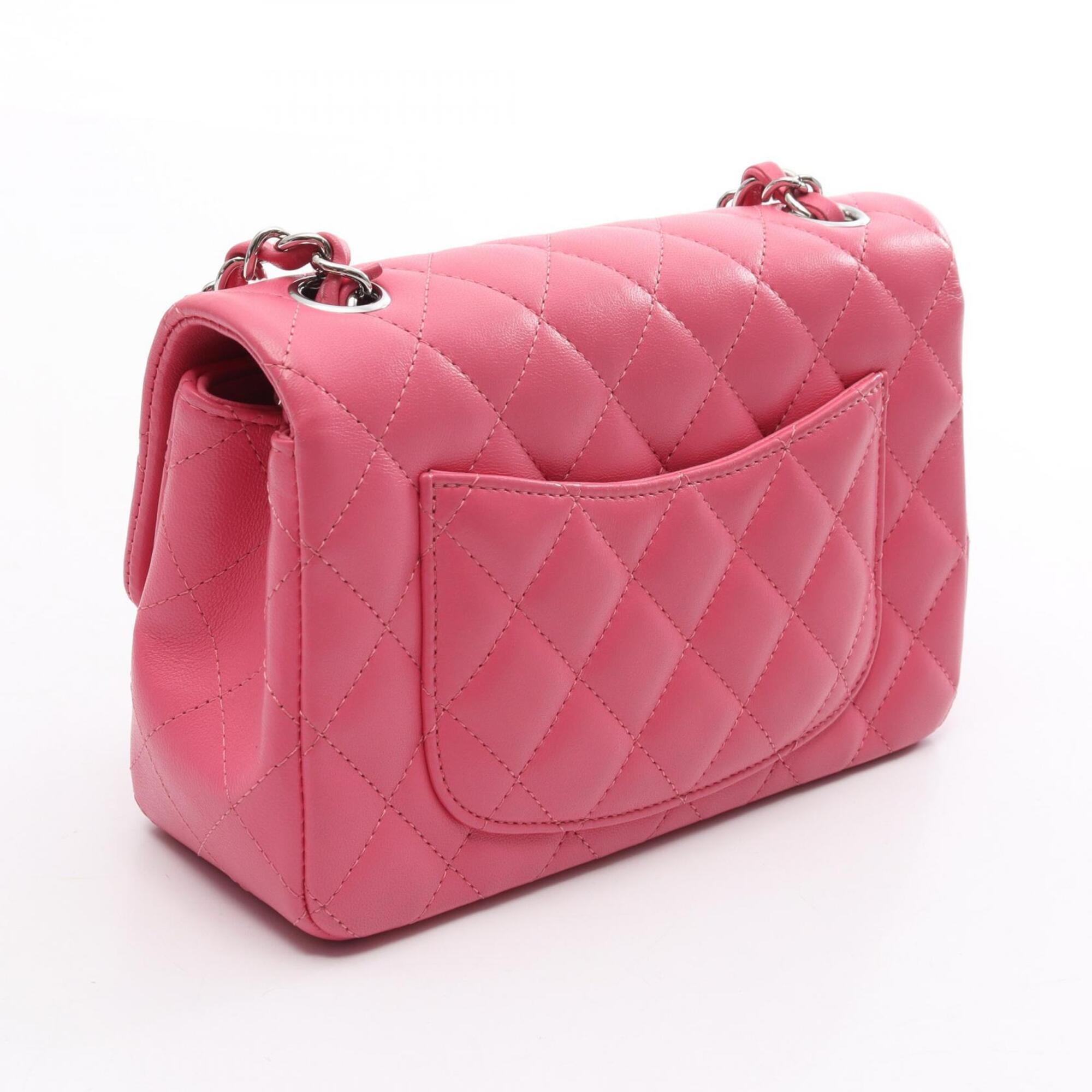 Chanel Pink Leather Handbag Shoulder Bag (Pre-Owned)