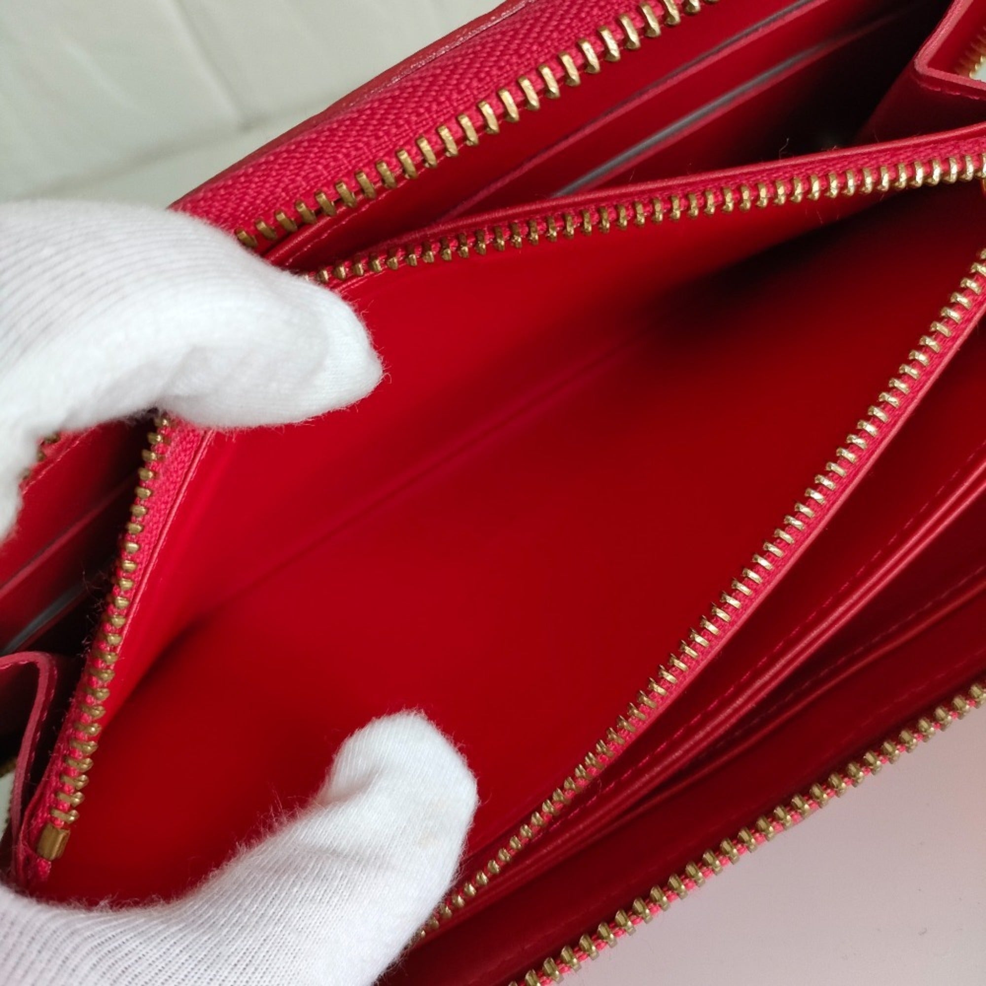 Louis Vuitton Orange Sunset Red Color Monogram Vernis Long Wallet (Bi-Fold) (Pre-Owned)