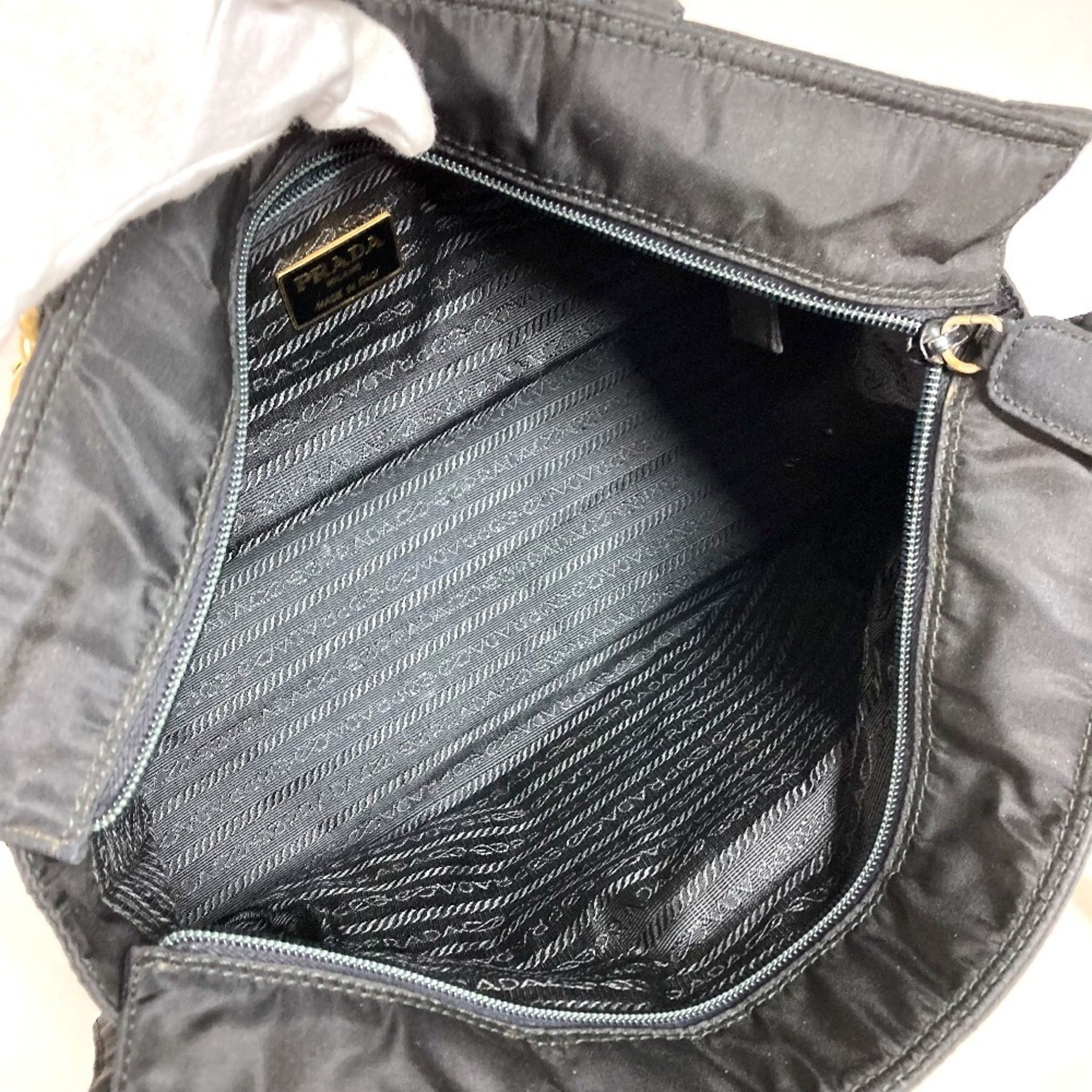 Prada Black Nylon Handbag Tote Bag (Pre-Owned)