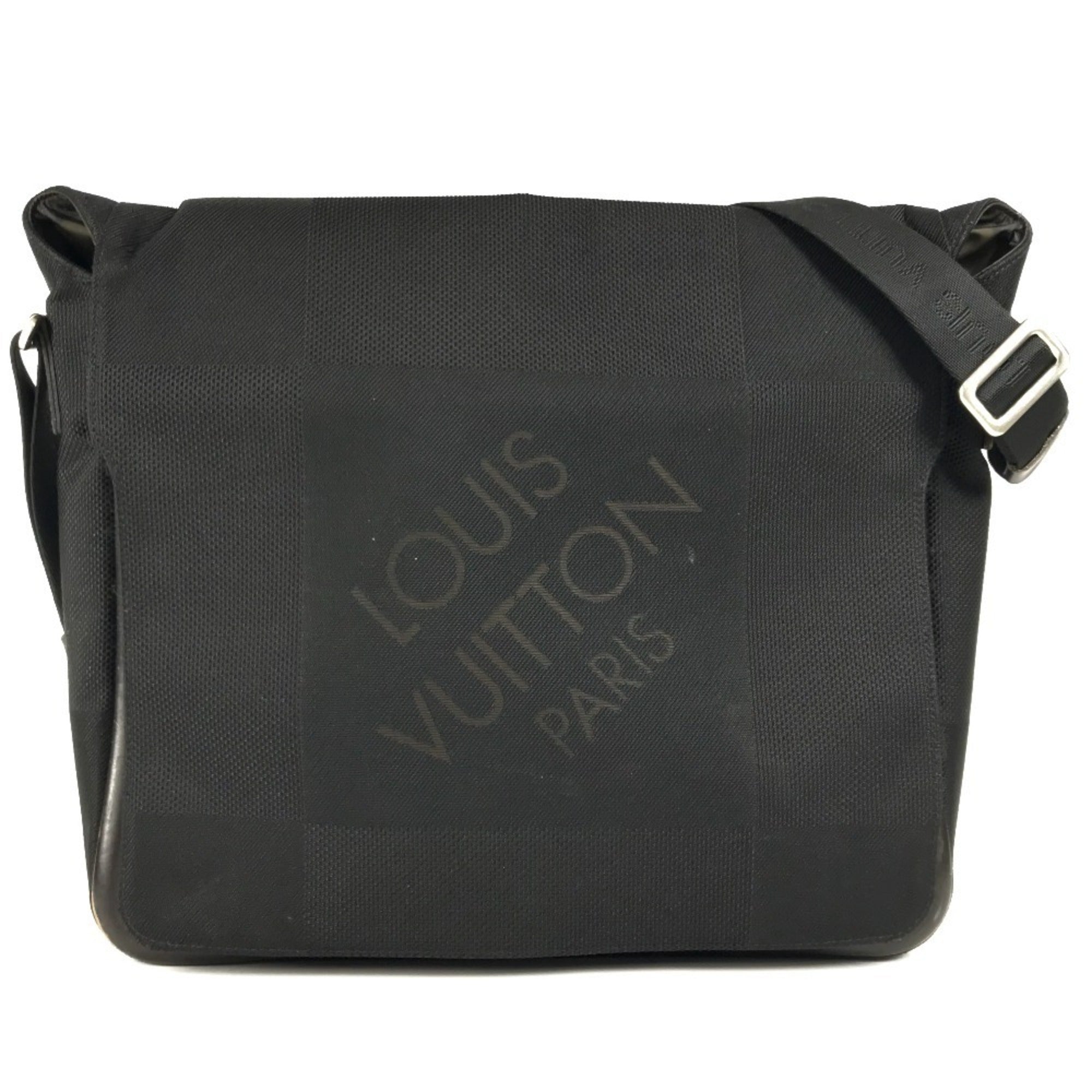 Louis Vuitton Black Noir Damier Geant Messenger Bag Shoulder Bag (Pre-Owned)