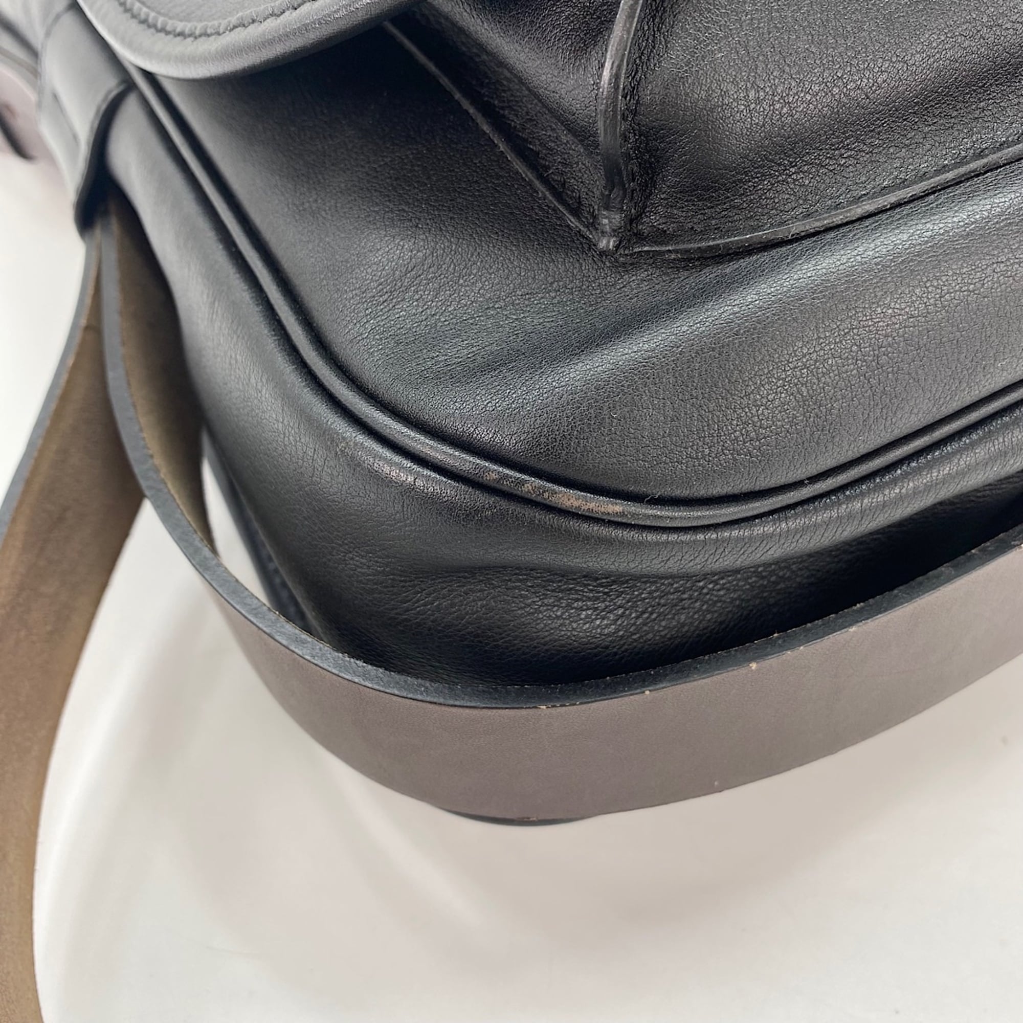 Hermes Black Crossbody Bag Messenger Bag (Pre-Owned)