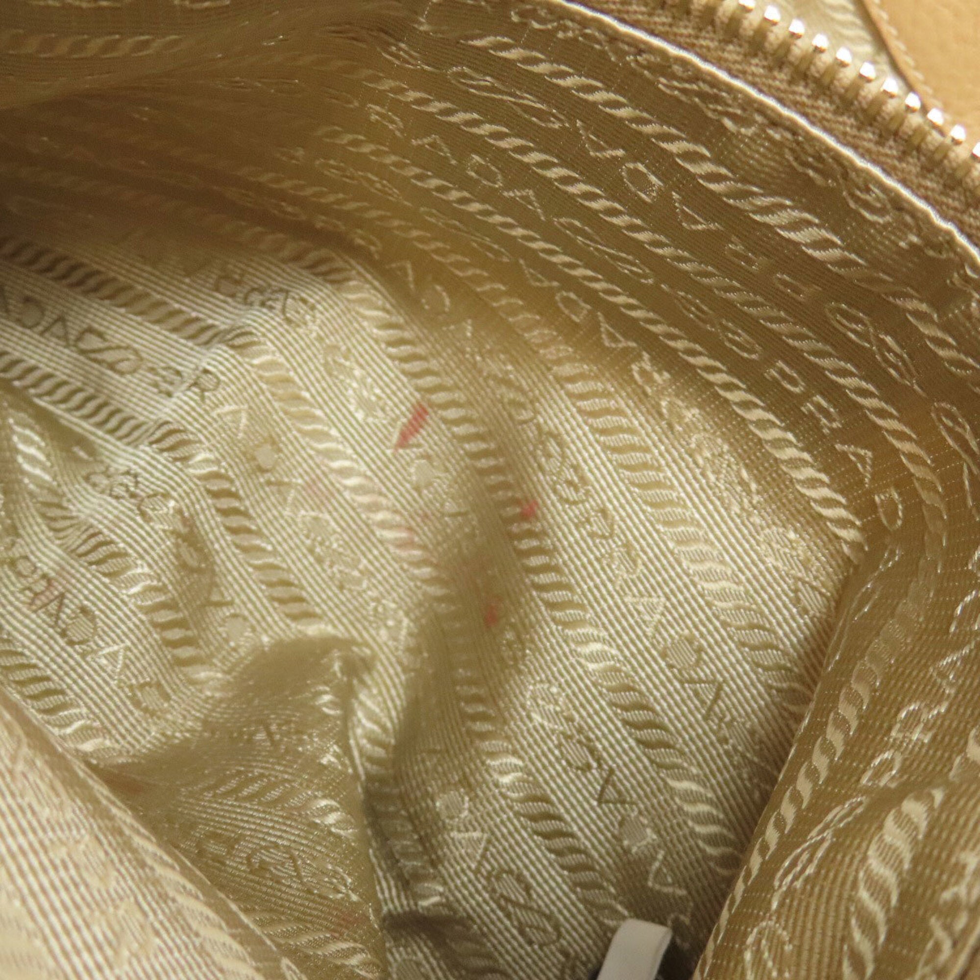 Prada Beige Leather Handbag (Pre-Owned)