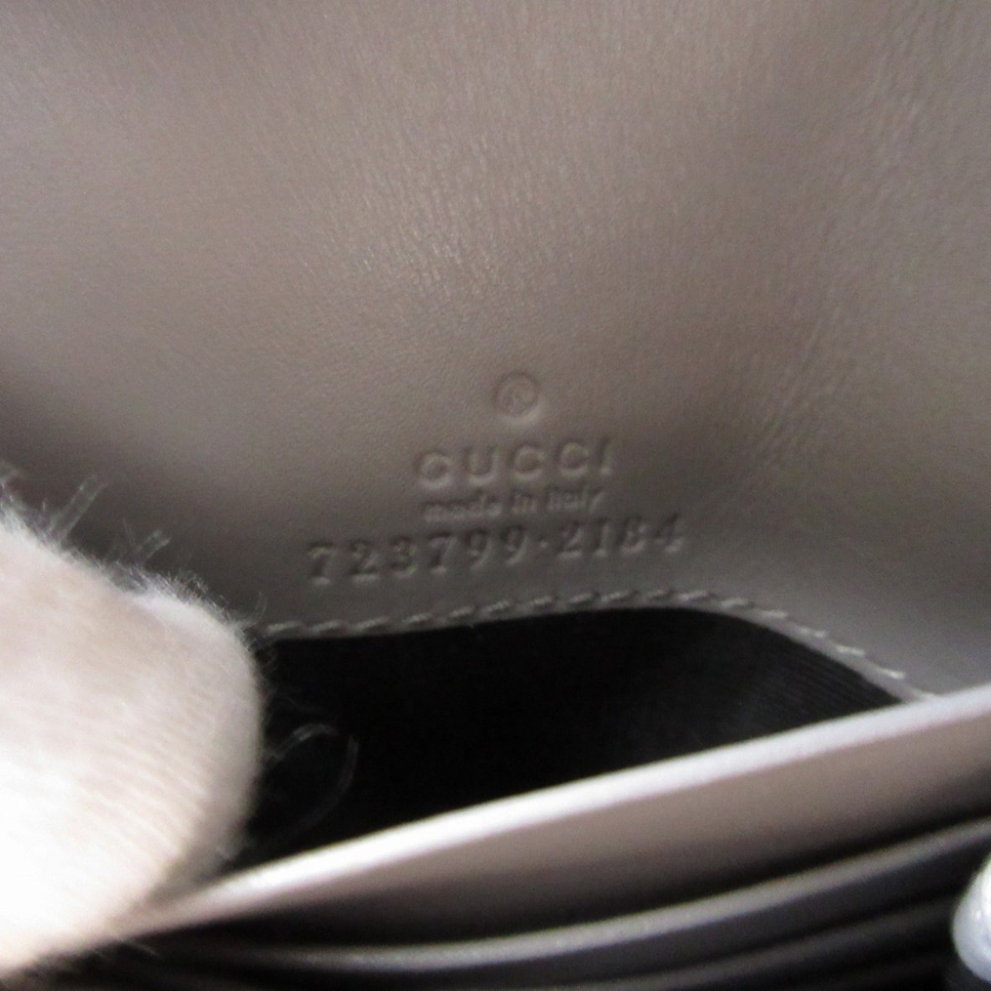 Gucci Gray Leather Wallet (Bi-Fold) (Pre-Owned)