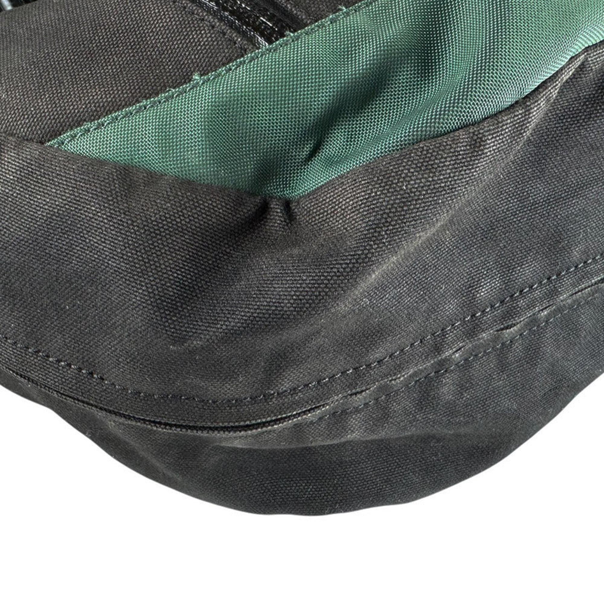 Chanel Black Green Nylon Shoulder Bag (Pre-Owned)