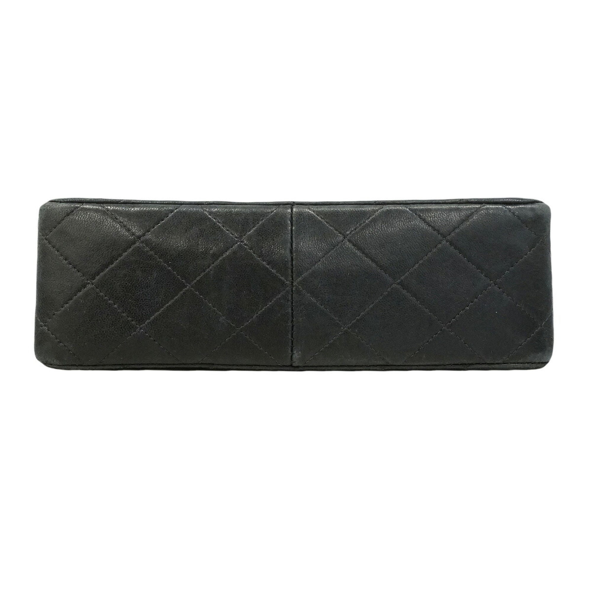 Chanel Black Leather Shoulder Bag (Pre-Owned)