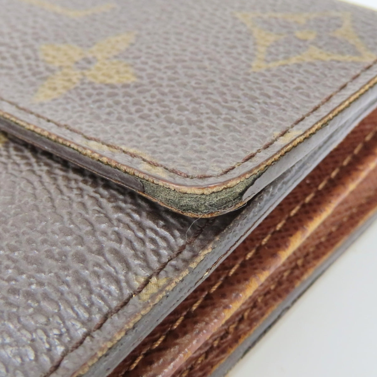 Louis Vuitton Monogram Brown Monogram Long Wallet (Bi-Fold) (Pre-Owned)