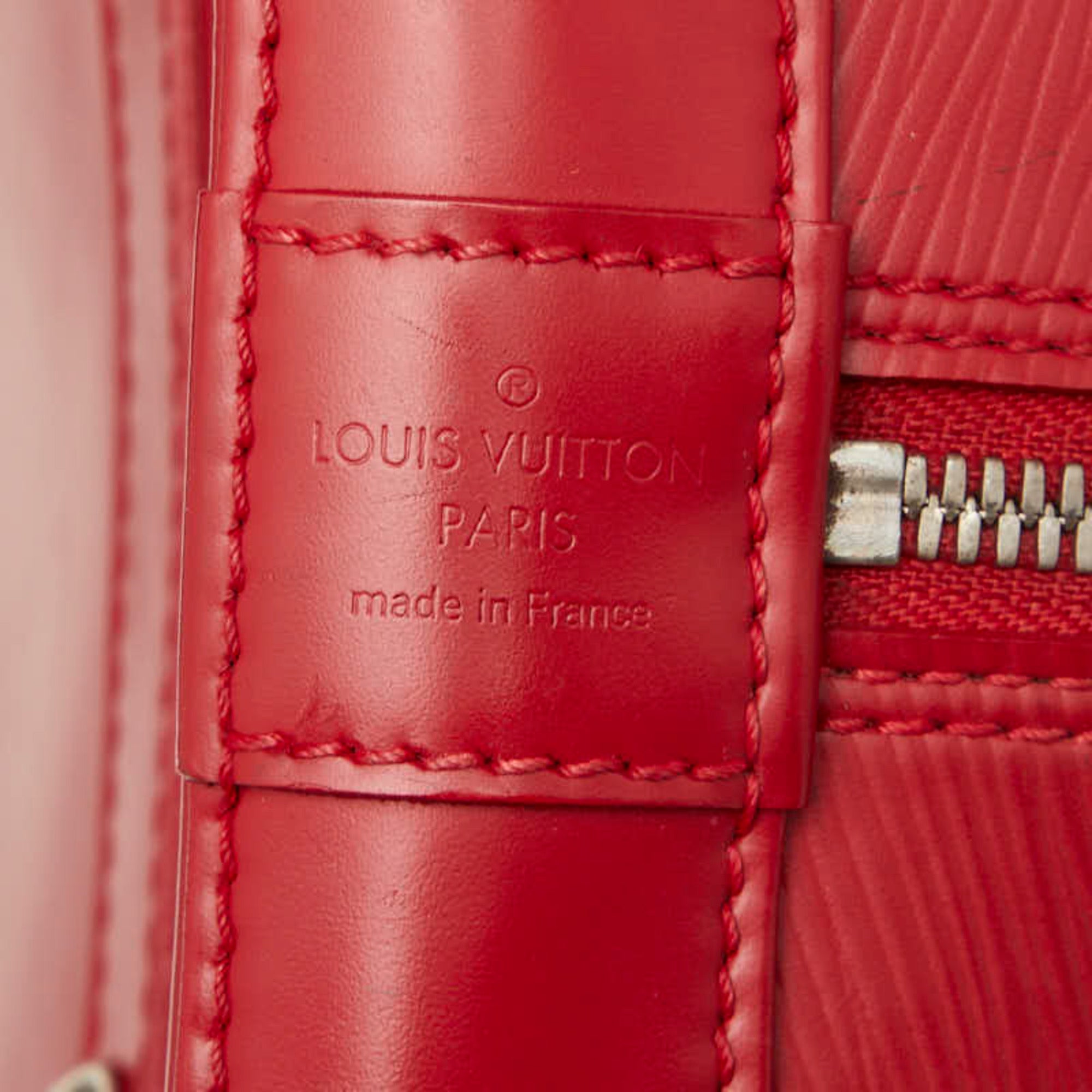 Louis Vuitton Carmine Red Color Leather Handbag (Pre-Owned)