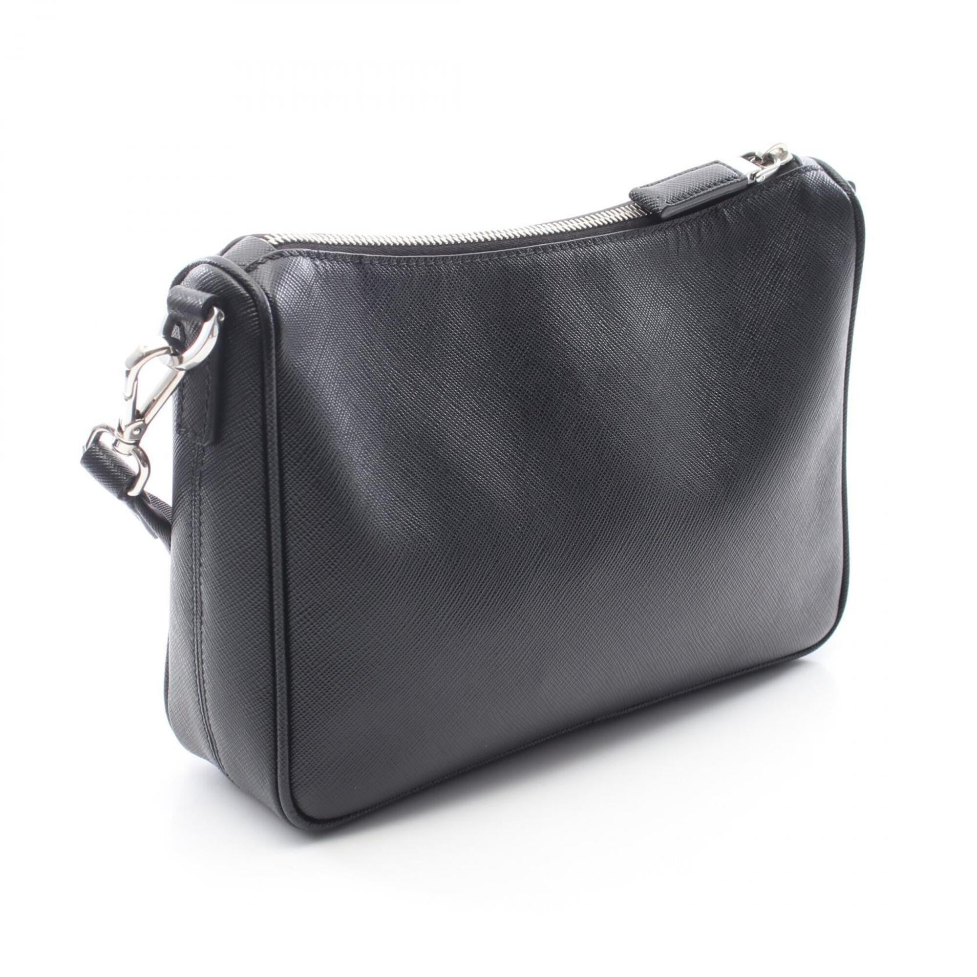 Prada Black Leather Handbag Pouch Shoulder Bag Weekend Bag (Pre-Owned)