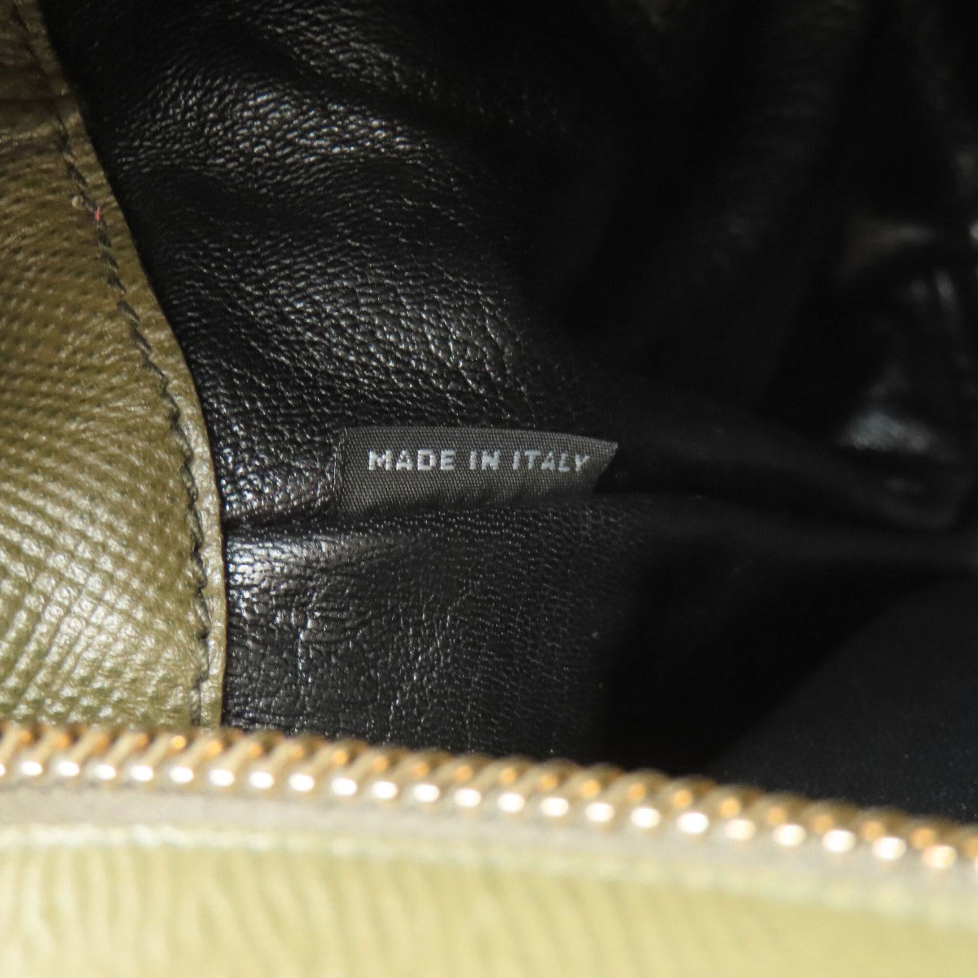Prada Saffiano Green Saffiano Handbag (Pre-Owned)