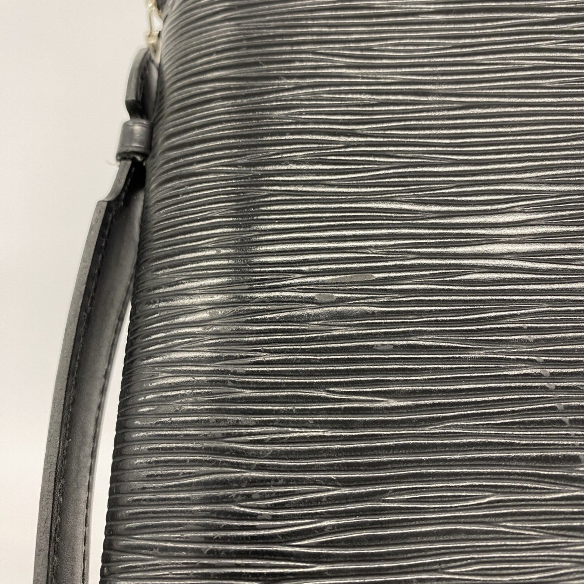 Louis Vuitton Noir Long Wallet (Bi-Fold) (Pre-Owned)