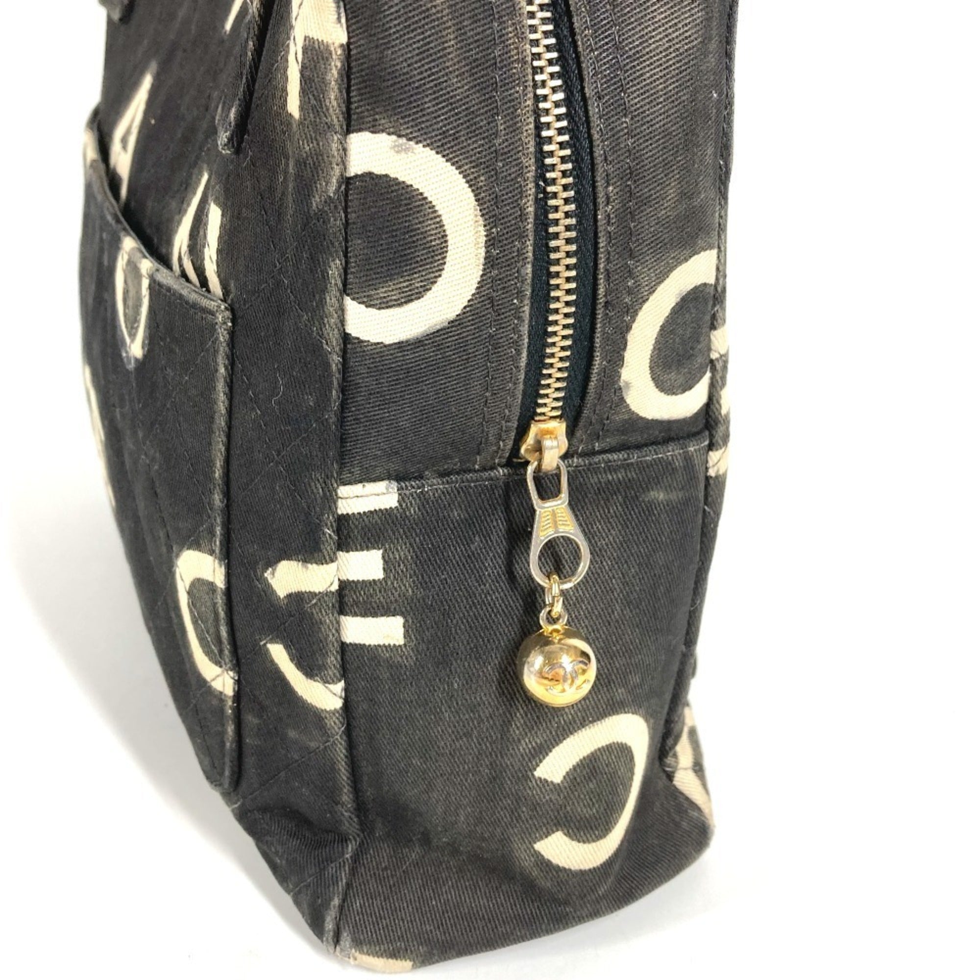 Chanel Black White Canvas Handbag Tote Bag (Pre-Owned)