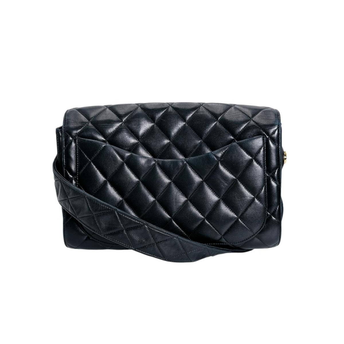 Chanel Black Leather Shoulder Bag Sling Bag (Pre-Owned)