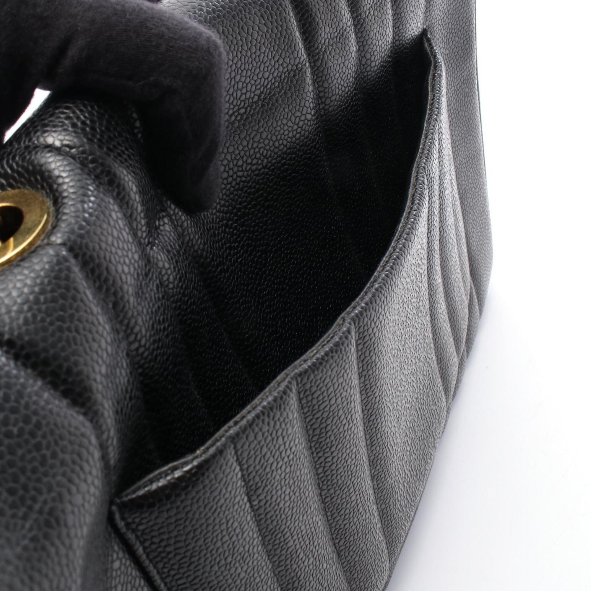 Chanel Black Grained Calfskin Handbag Shoulder Bag (Pre-Owned)