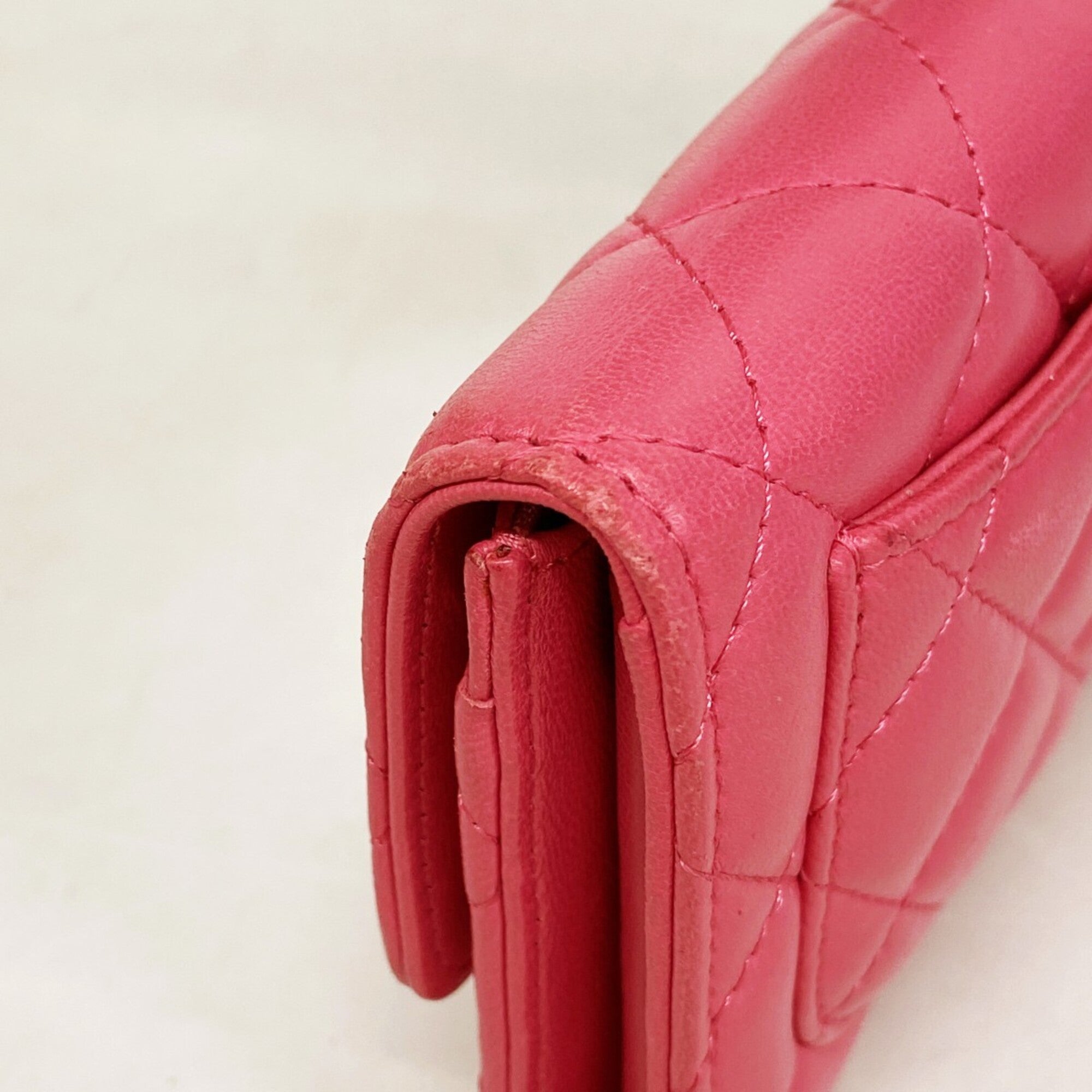 Chanel Pink Leather Coin Purse/Coin Case (Pre-Owned)