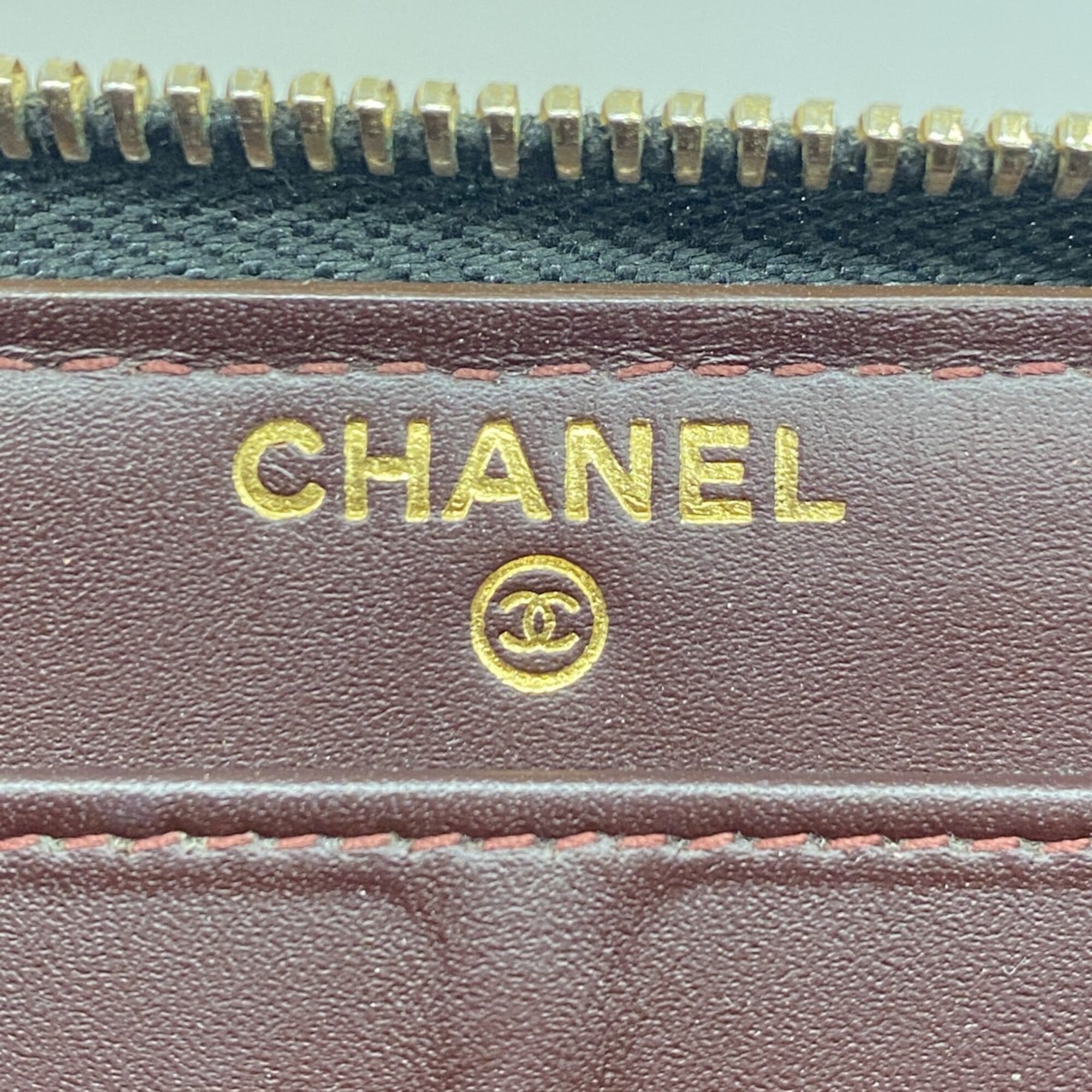 Chanel Black Grained Calfskin Long Wallet (Bi-Fold) (Pre-Owned)