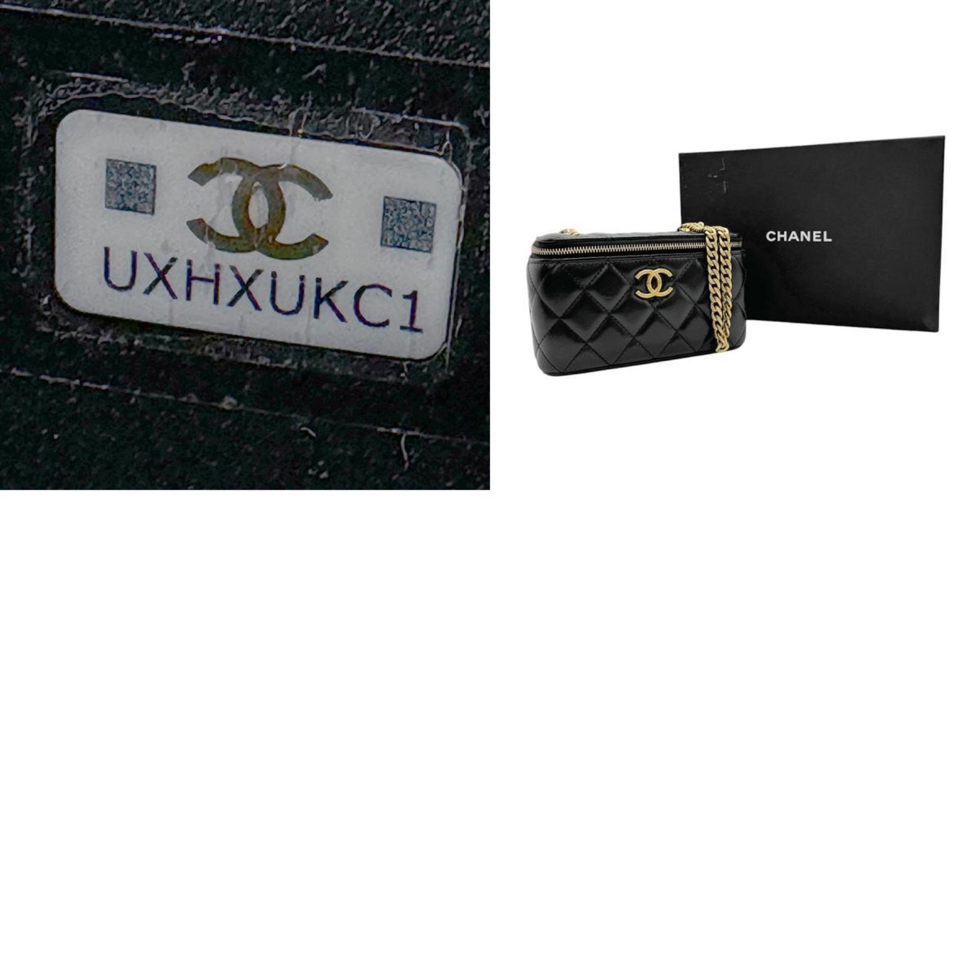 Chanel Black Leather Shoulder Bag (Pre-Owned)