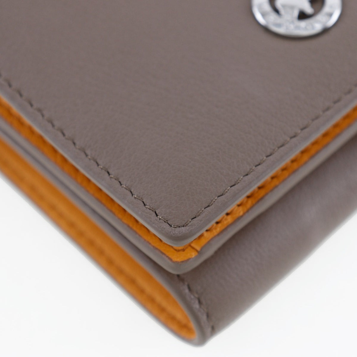 Hunting World Brown Orange Leather Wallet (Tri-Fold) (Pre-Owned)
