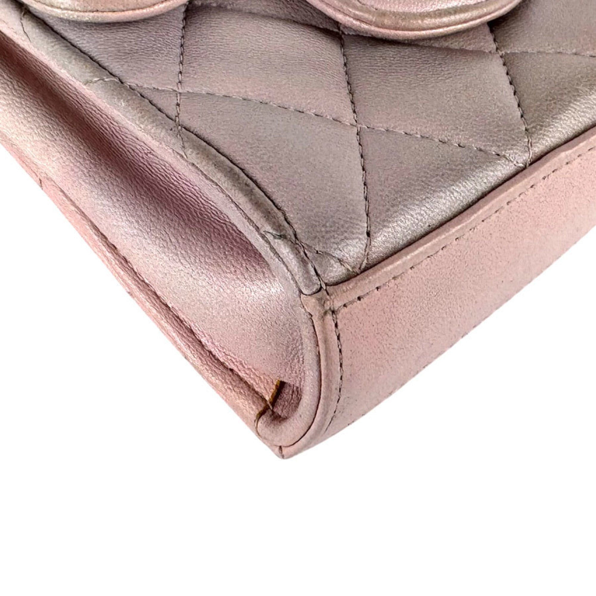 Chanel Pink Leather Shoulder Bag (Pre-Owned)