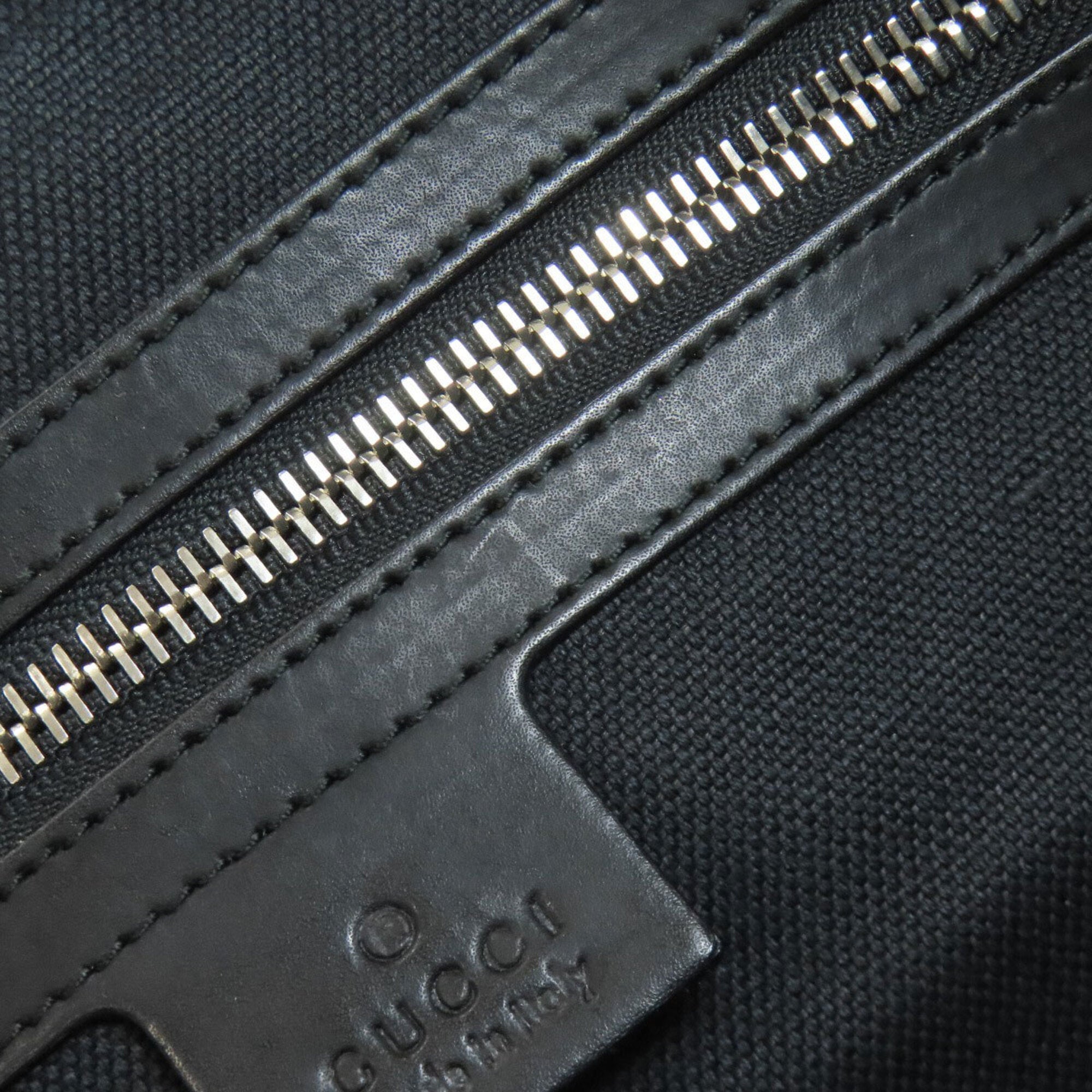 Gucci Black Pvc Shoulder Bag (Pre-Owned)