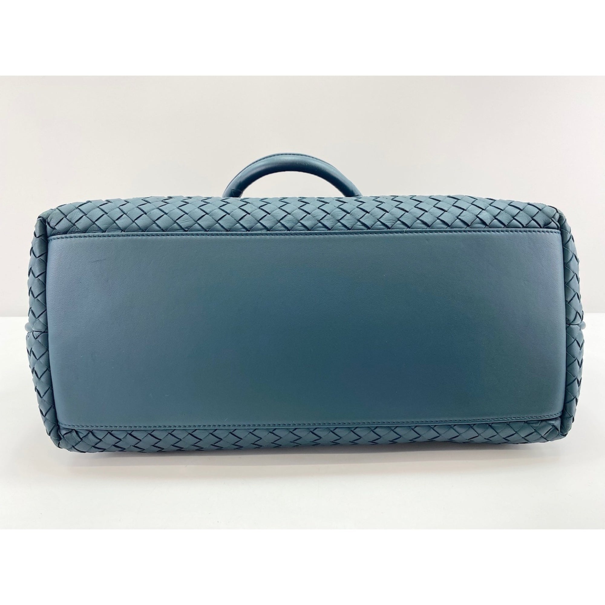 Bottega Veneta Green Handbag (Pre-Owned)