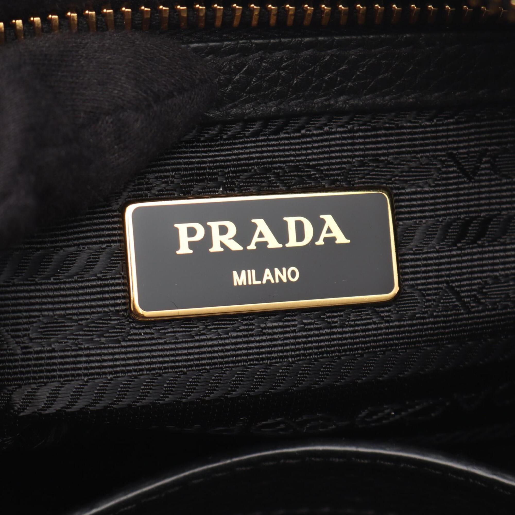 Prada Black Leather Handbag (Pre-Owned)