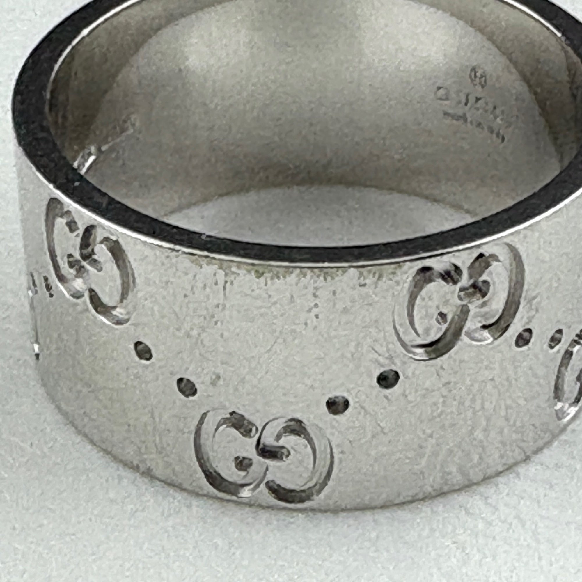 Gucci White Gold (18K) Band Ring (Pre-Owned)