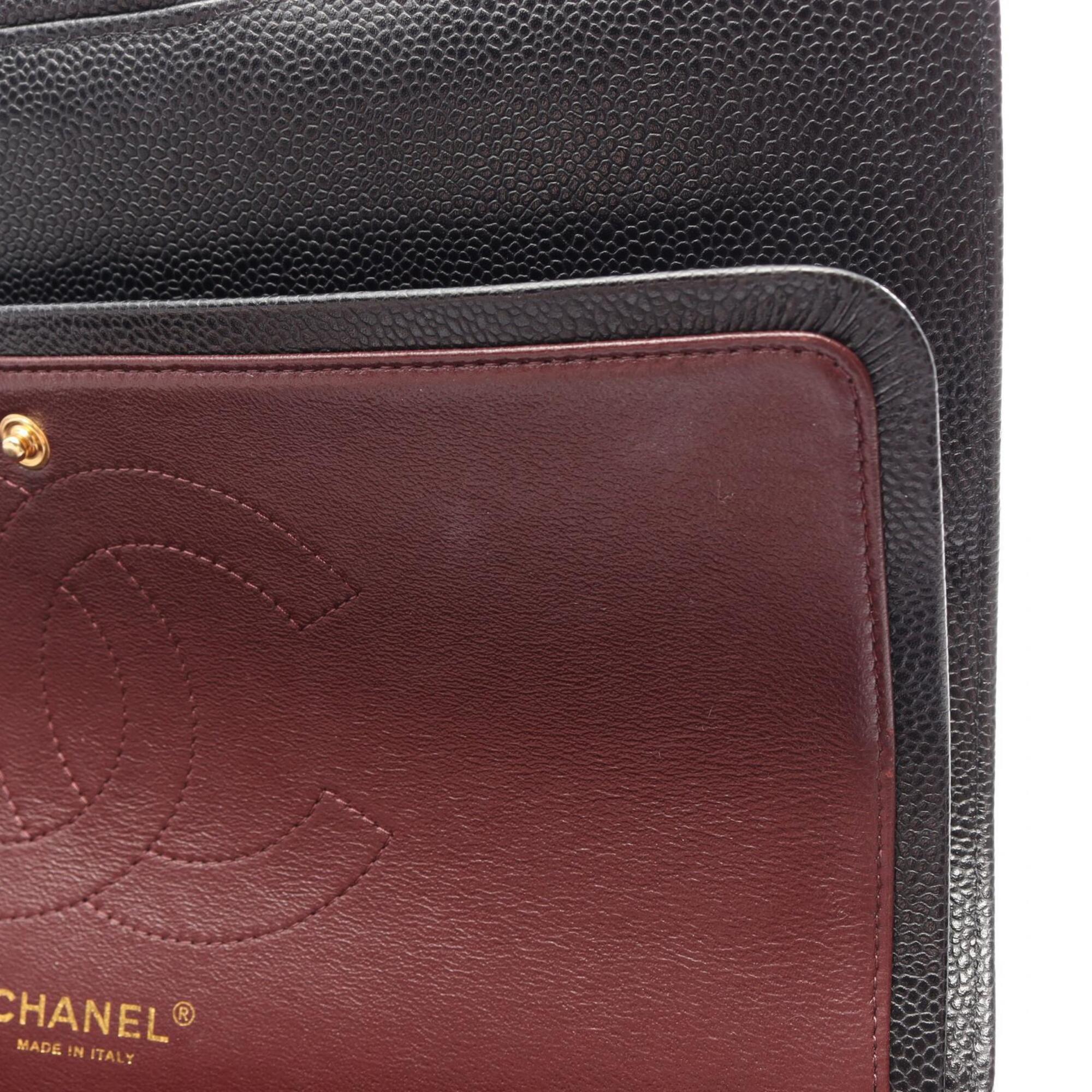 Chanel Black Grained Calfskin Handbag Shoulder Bag (Pre-Owned)