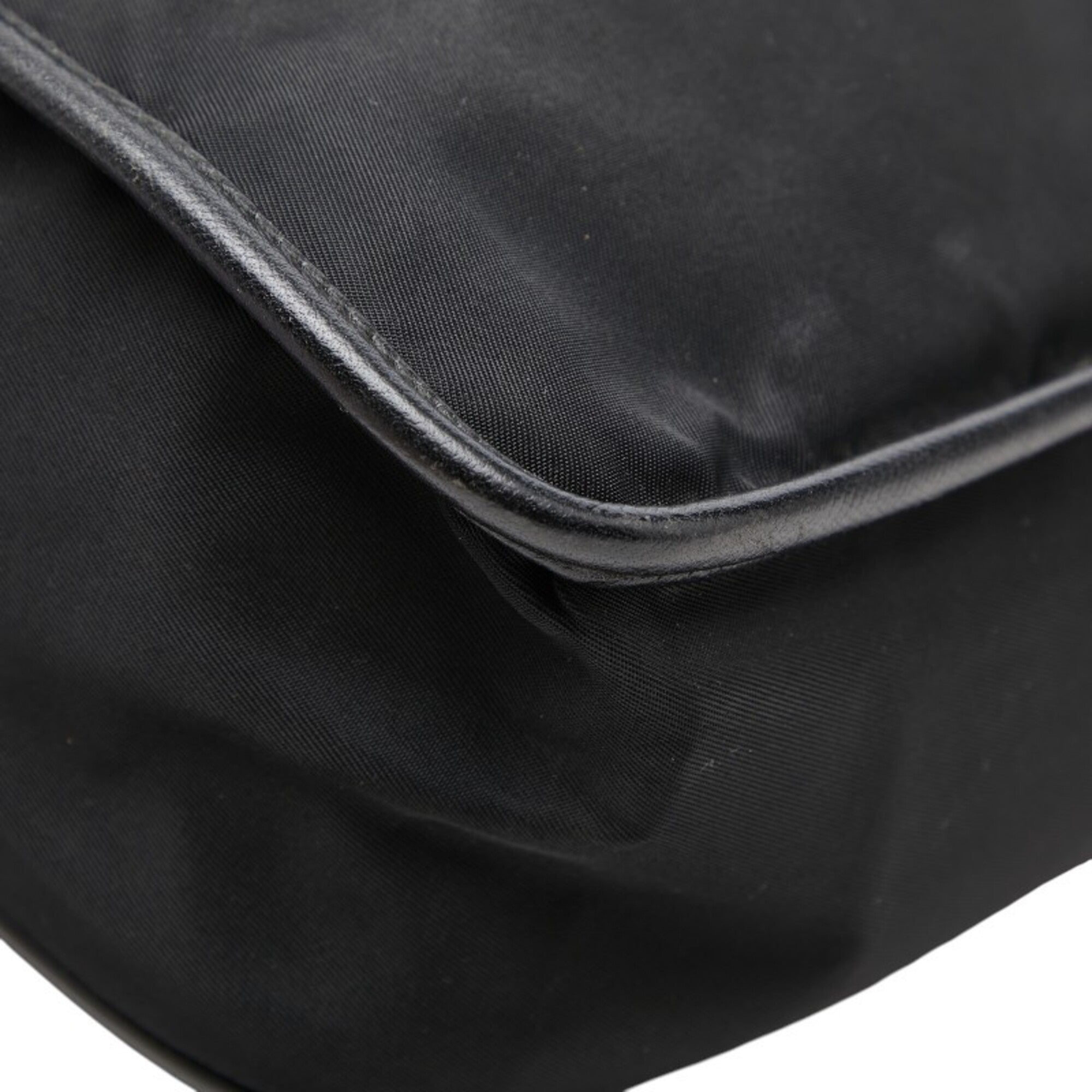 Prada Black Nylon Shoulder Bag (Pre-Owned)