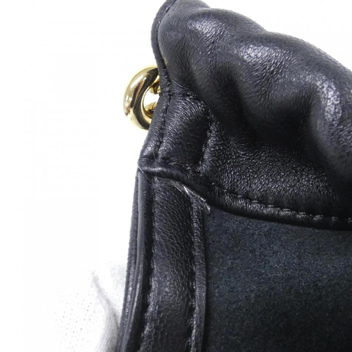 Loewe Black Leather Shoulder Bag (Pre-Owned)