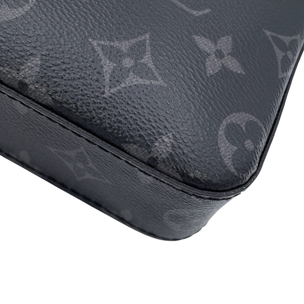 Louis Vuitton Noir Monogram Eclipse Monogram Eclipse Monogram Reverse Shoulder Bag (Pre-Owned)