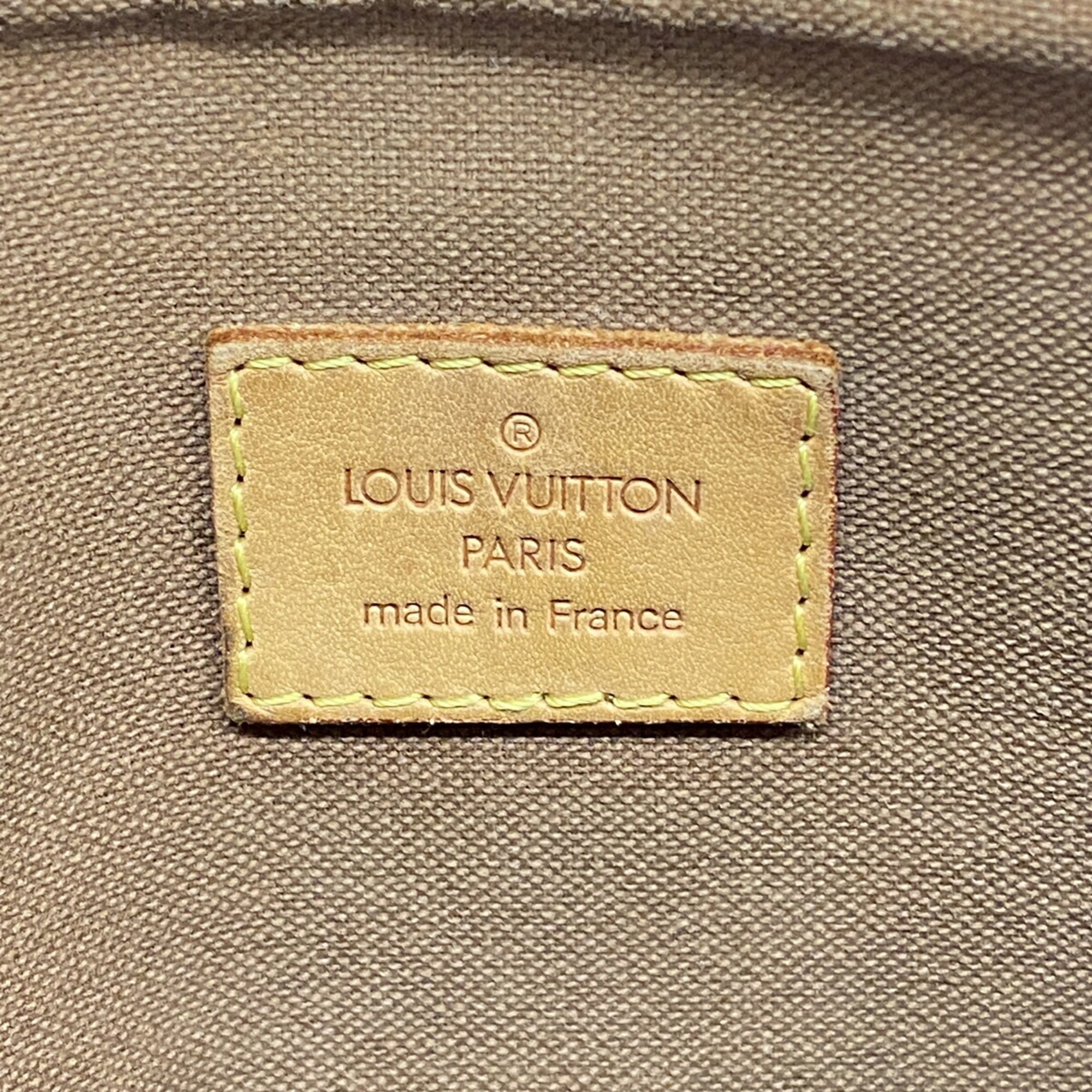 Louis Vuitton Brown Shoulder Bag (Pre-Owned)