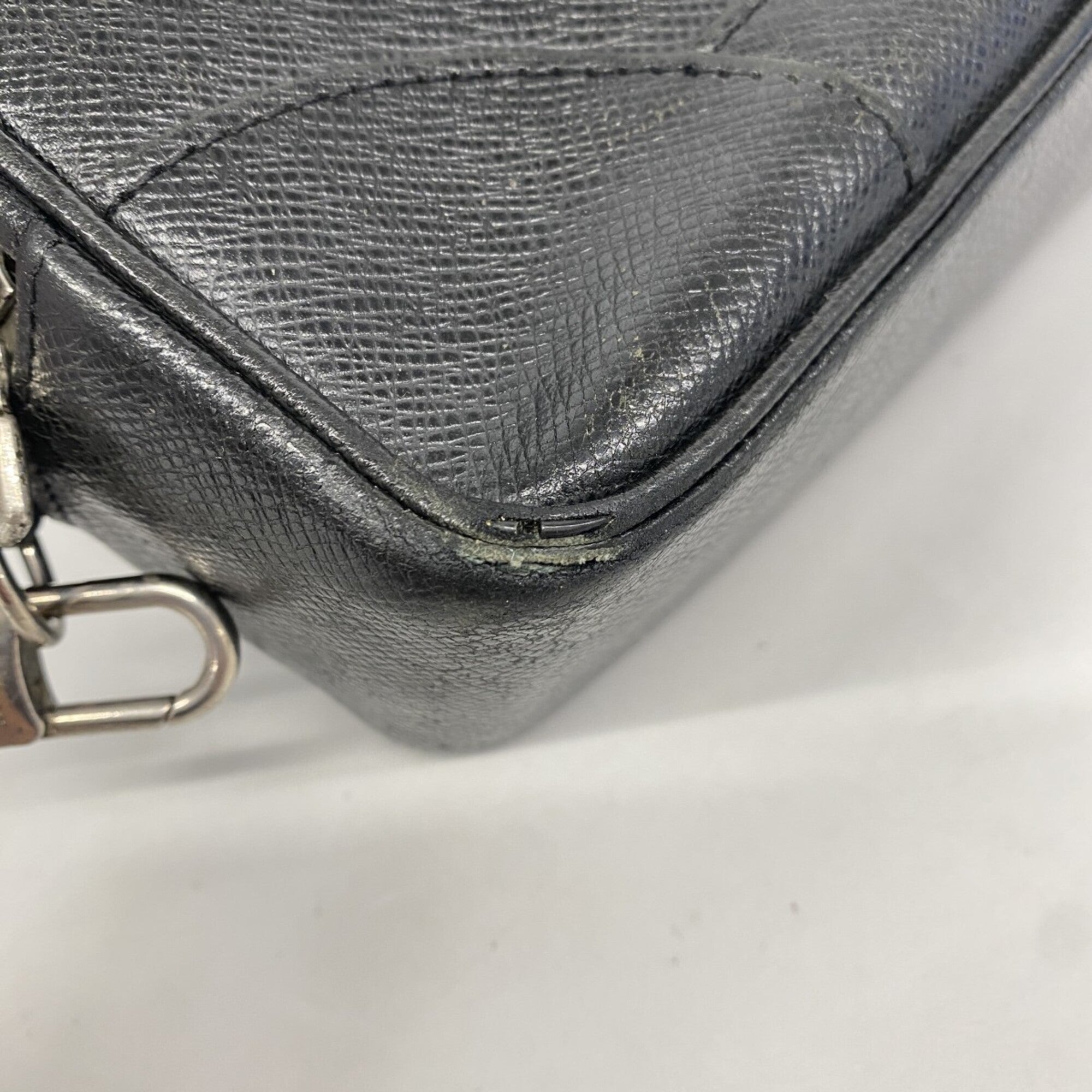 Louis Vuitton Ardoise Clutch Bag (Pre-Owned)