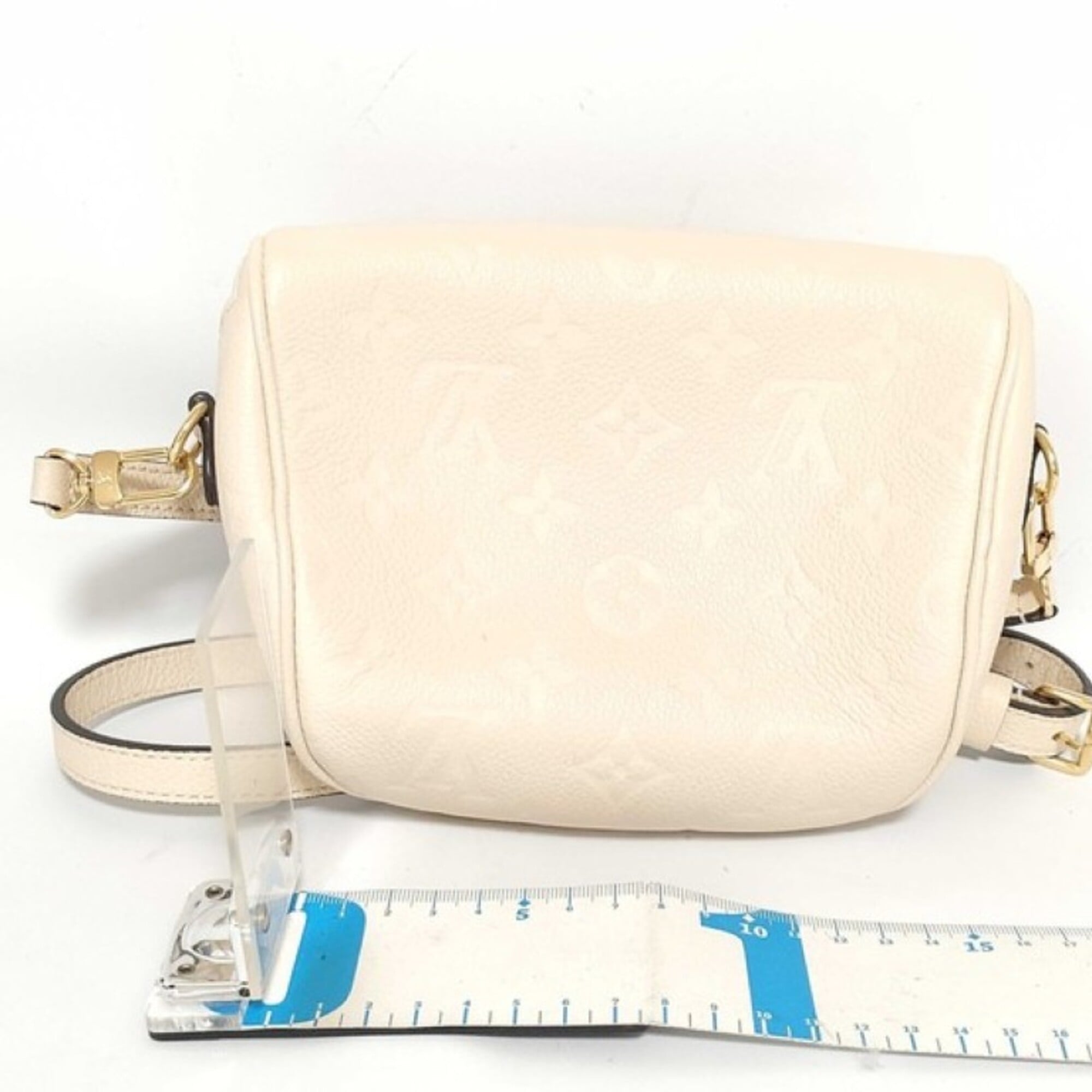 Louis Vuitton Beige Monogram Empreinte Shoulder Bag (Pre-Owned)
