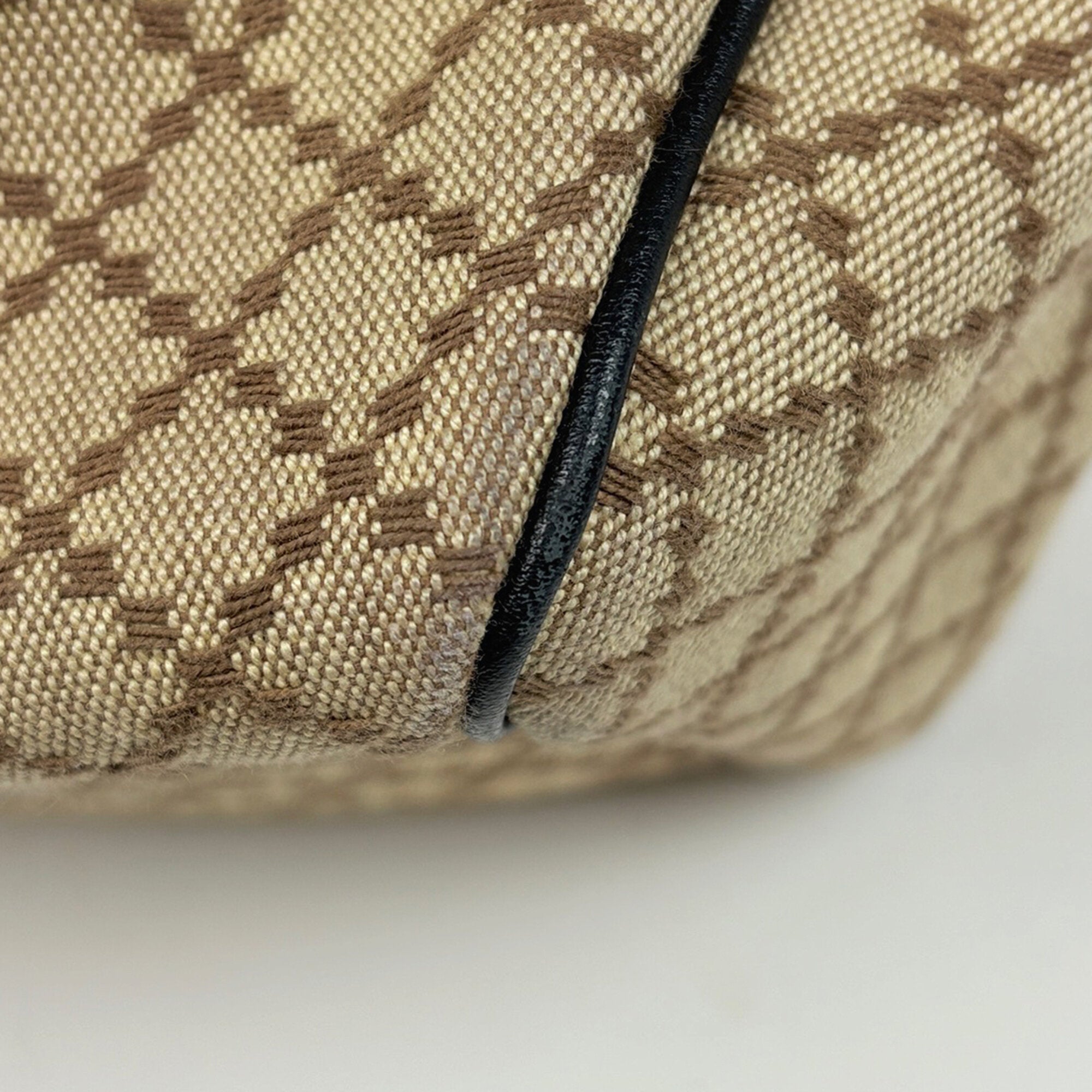 Gucci Beige Black Canvas Handbag Shoulder Bag (Pre-Owned)
