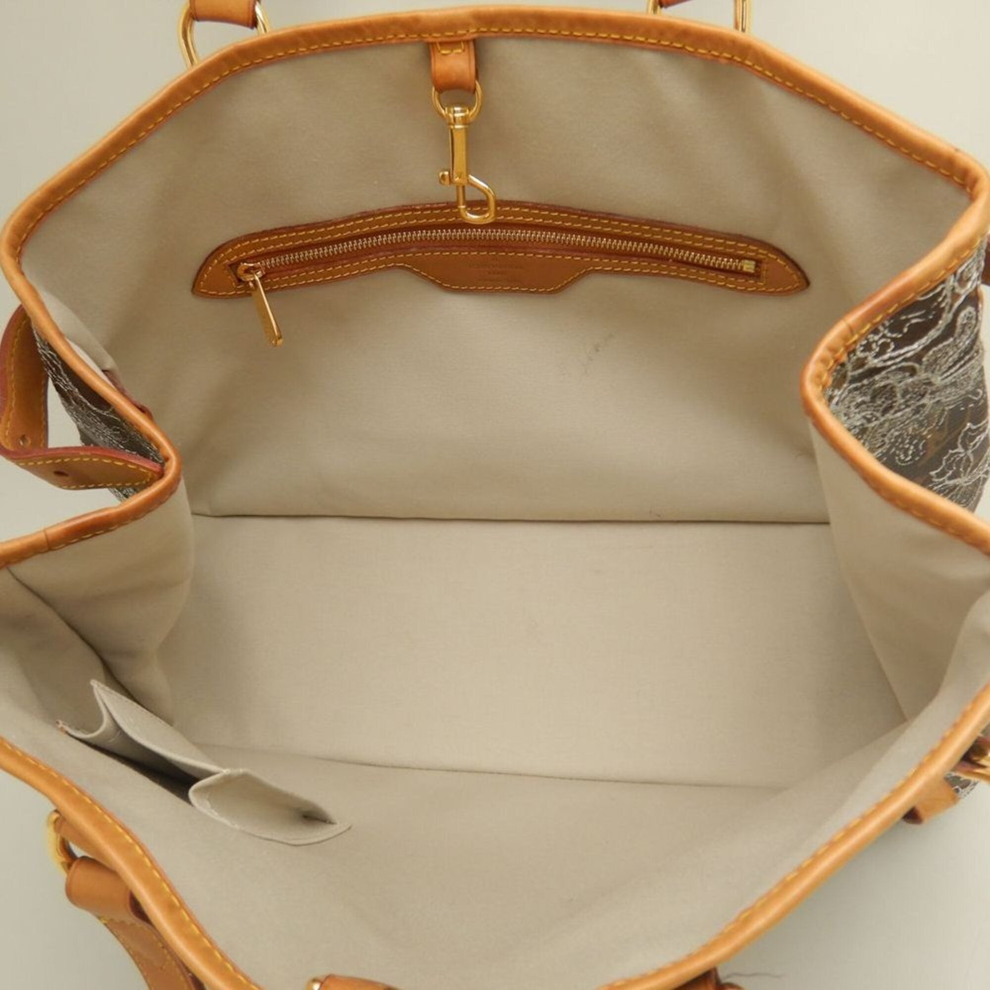 Louis Vuitton Brown Monogram Canvas Tote Bag (Pre-Owned)